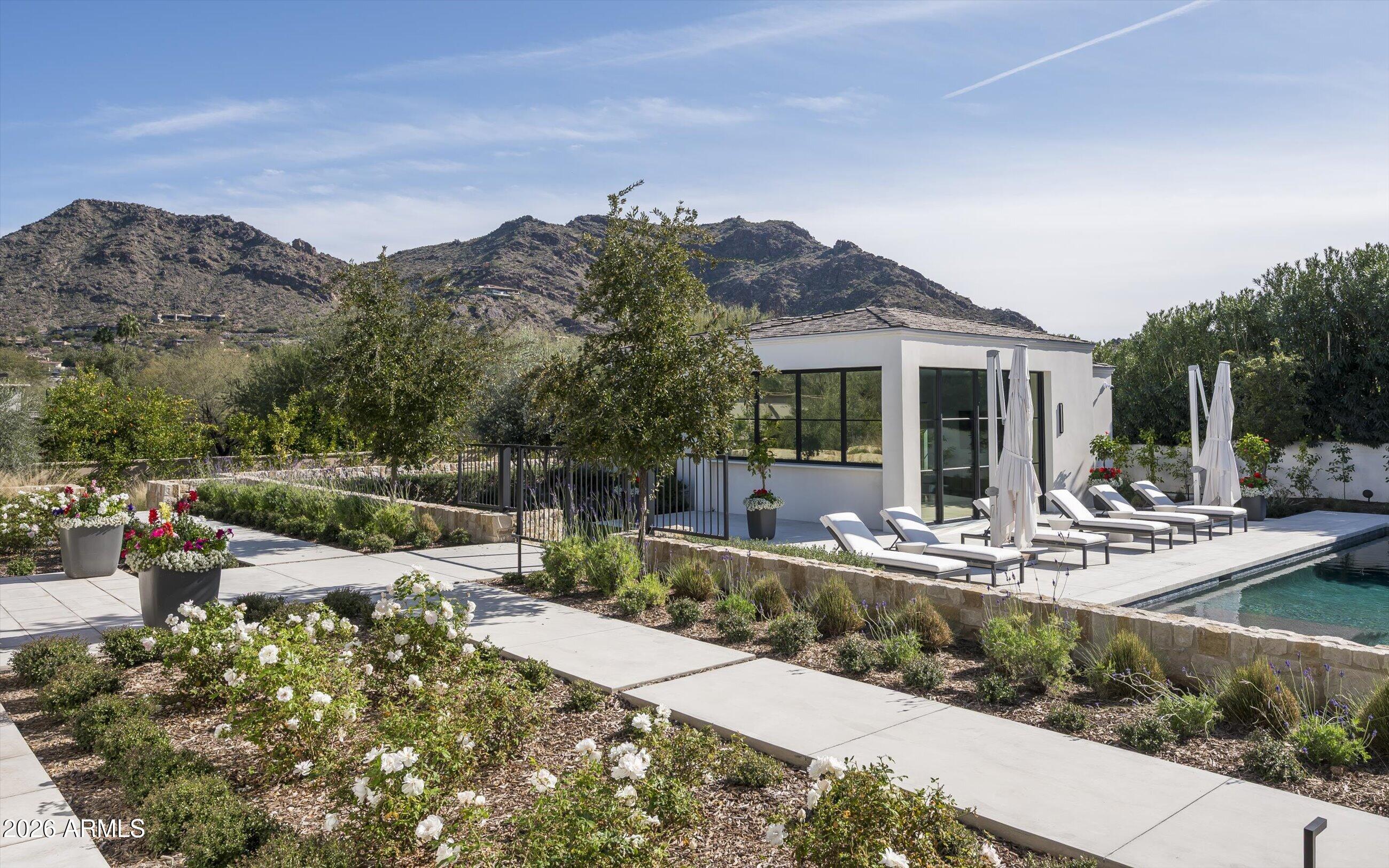 5029 E DESERT PARK Lane