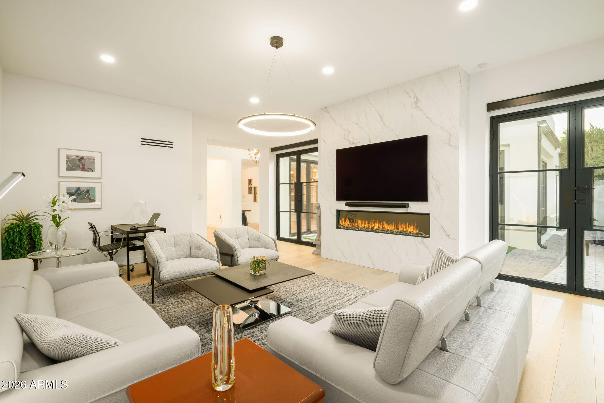 2737 E ARIZONA BILTMORE Circle 3