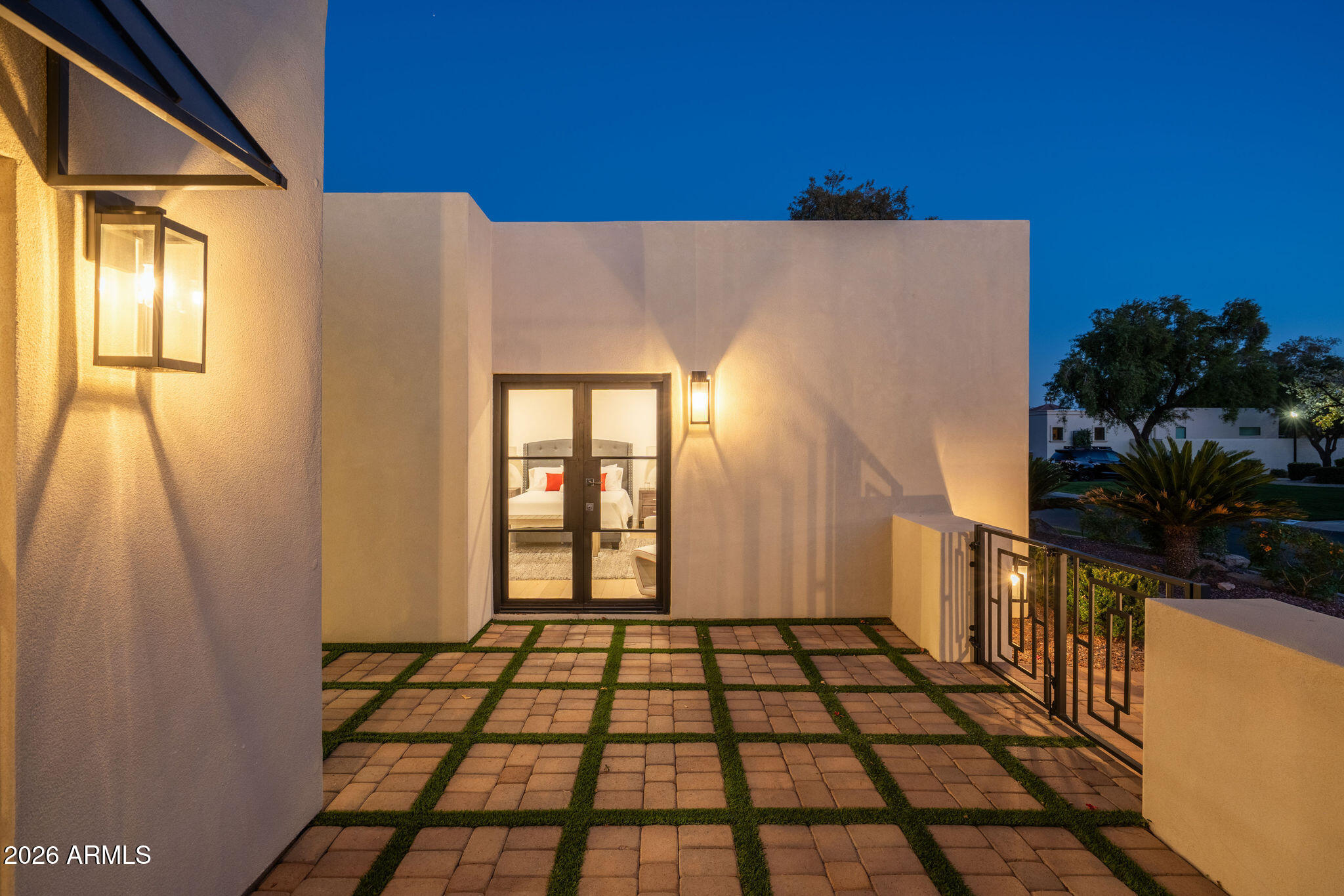 2737 E ARIZONA BILTMORE Circle 3