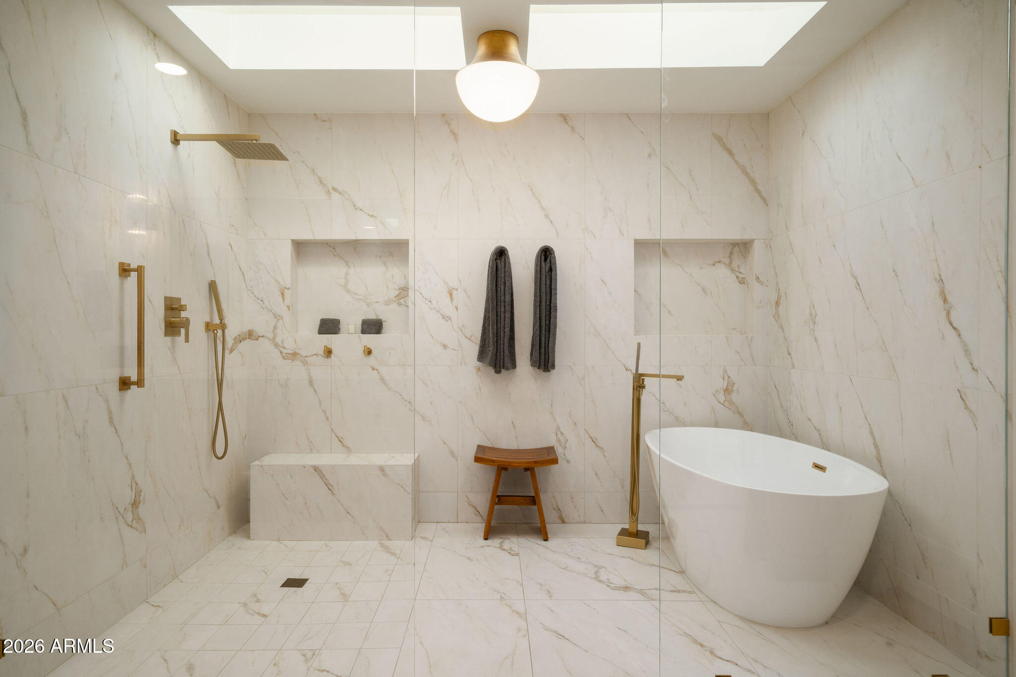 2737 E ARIZONA BILTMORE Circle 3