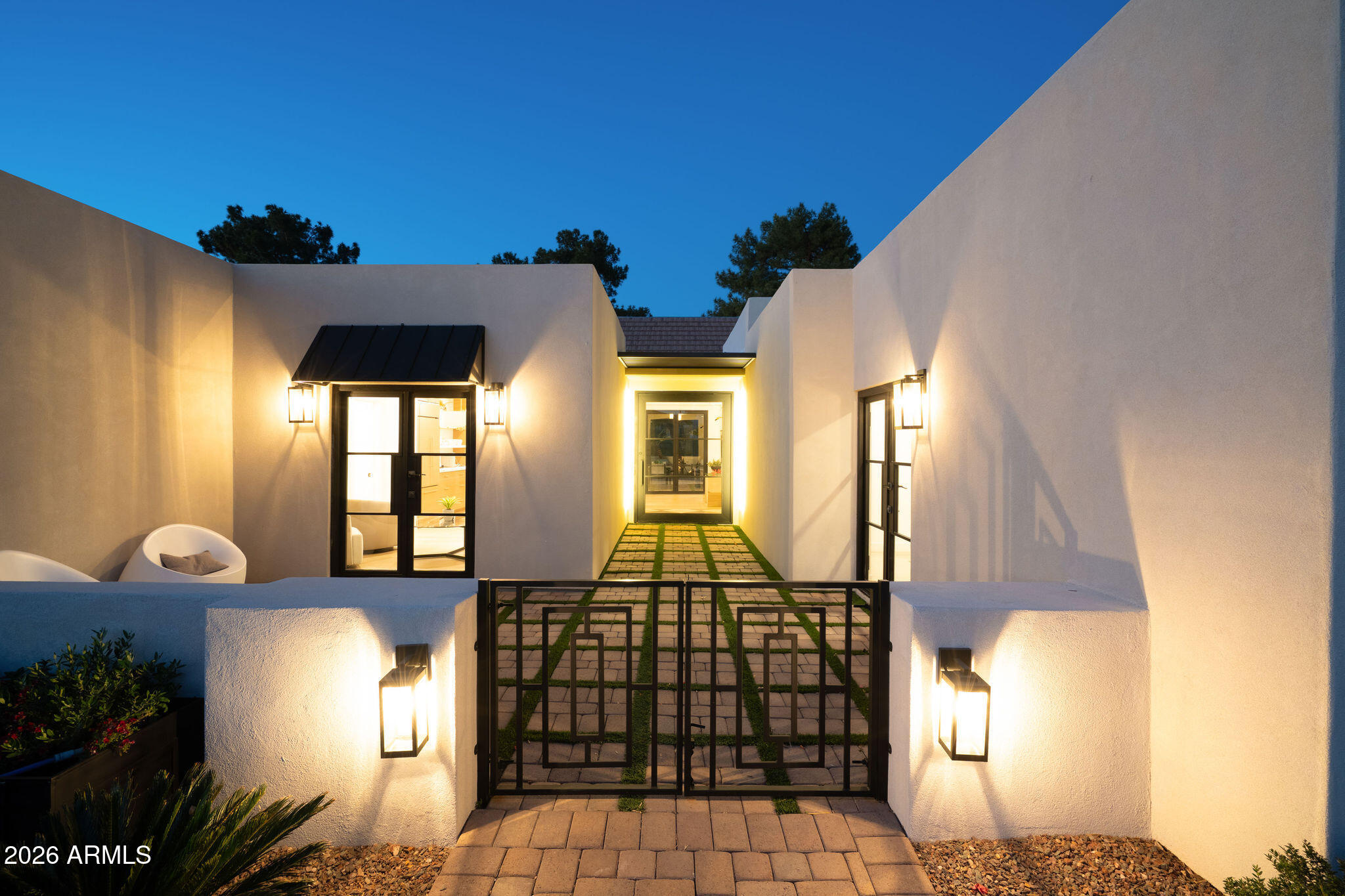 2737 E ARIZONA BILTMORE Circle 3