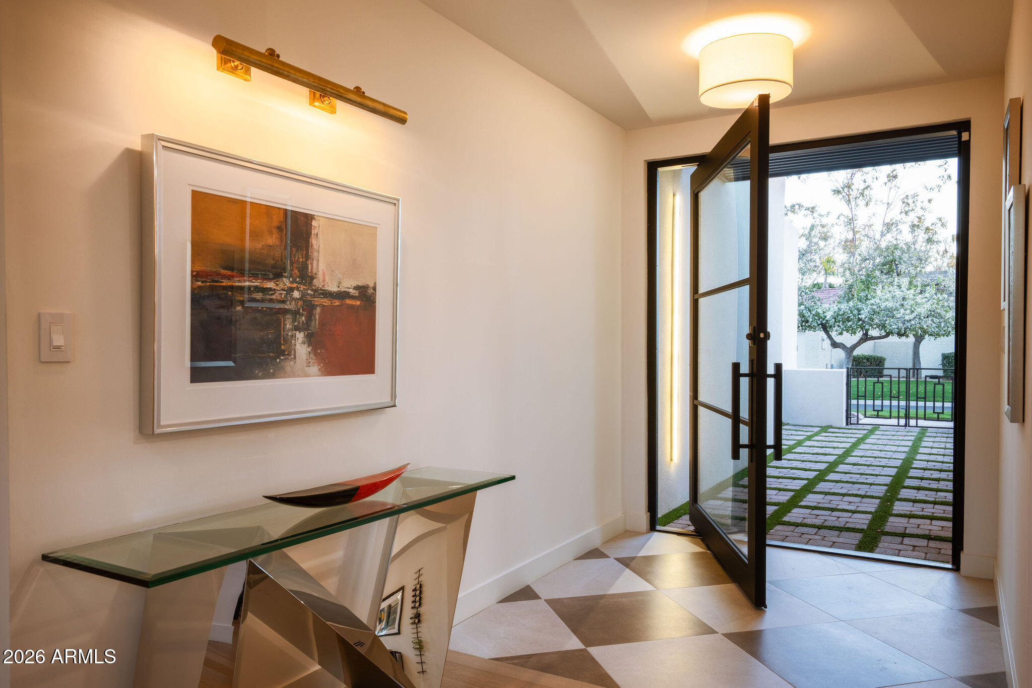 2737 E ARIZONA BILTMORE Circle 3