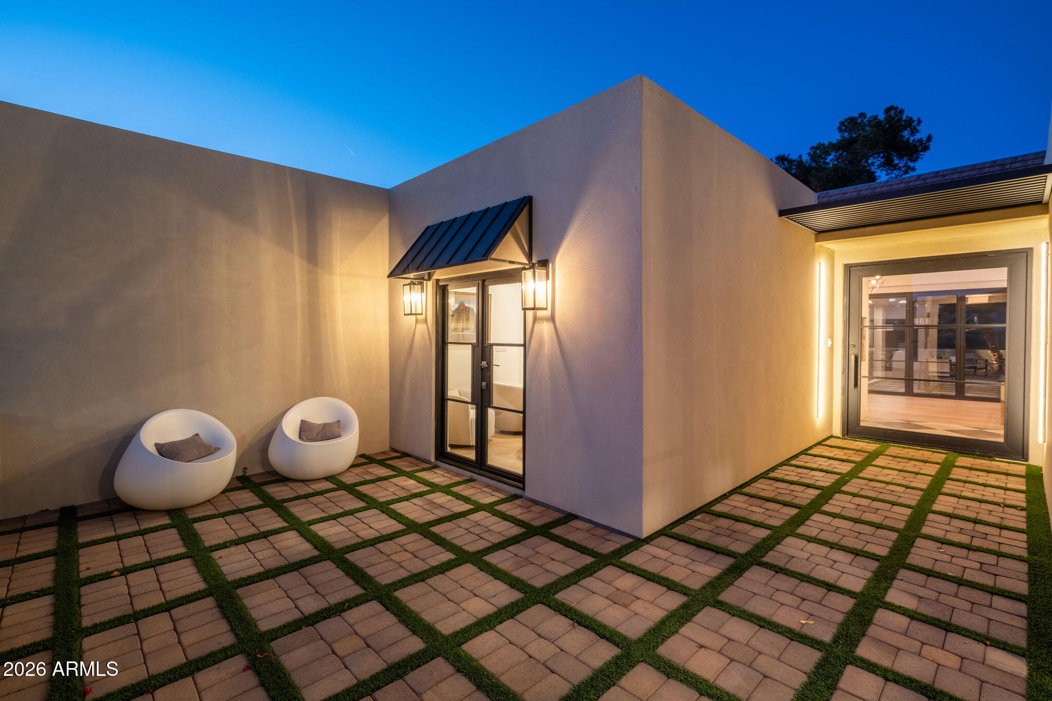 2737 E ARIZONA BILTMORE Circle 3