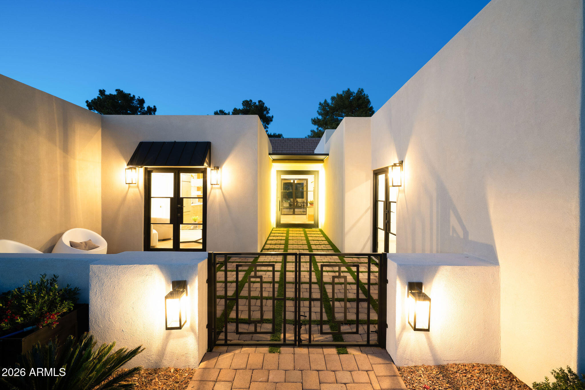 2737 E ARIZONA BILTMORE Circle 3