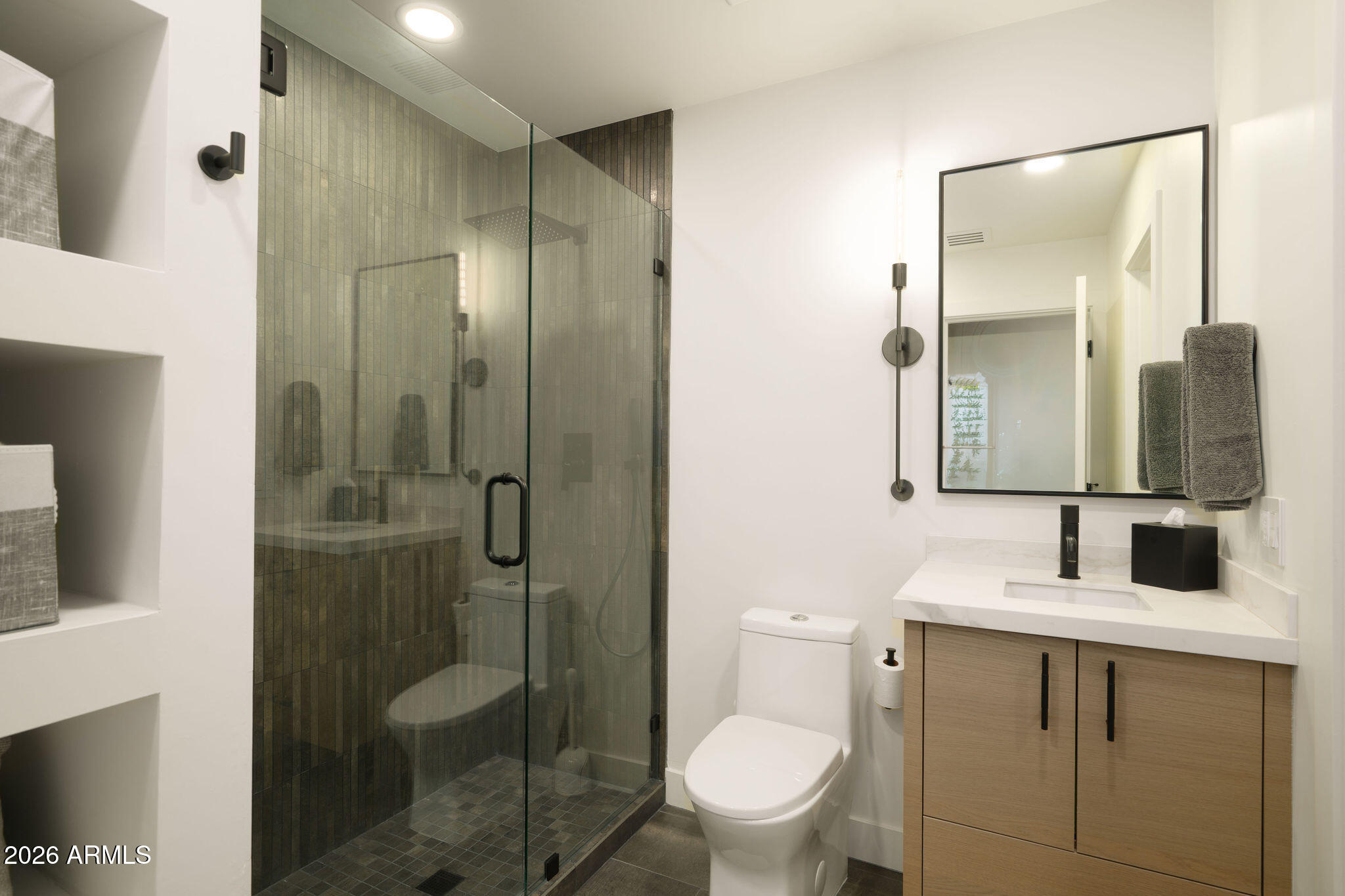 2737 E ARIZONA BILTMORE Circle 3