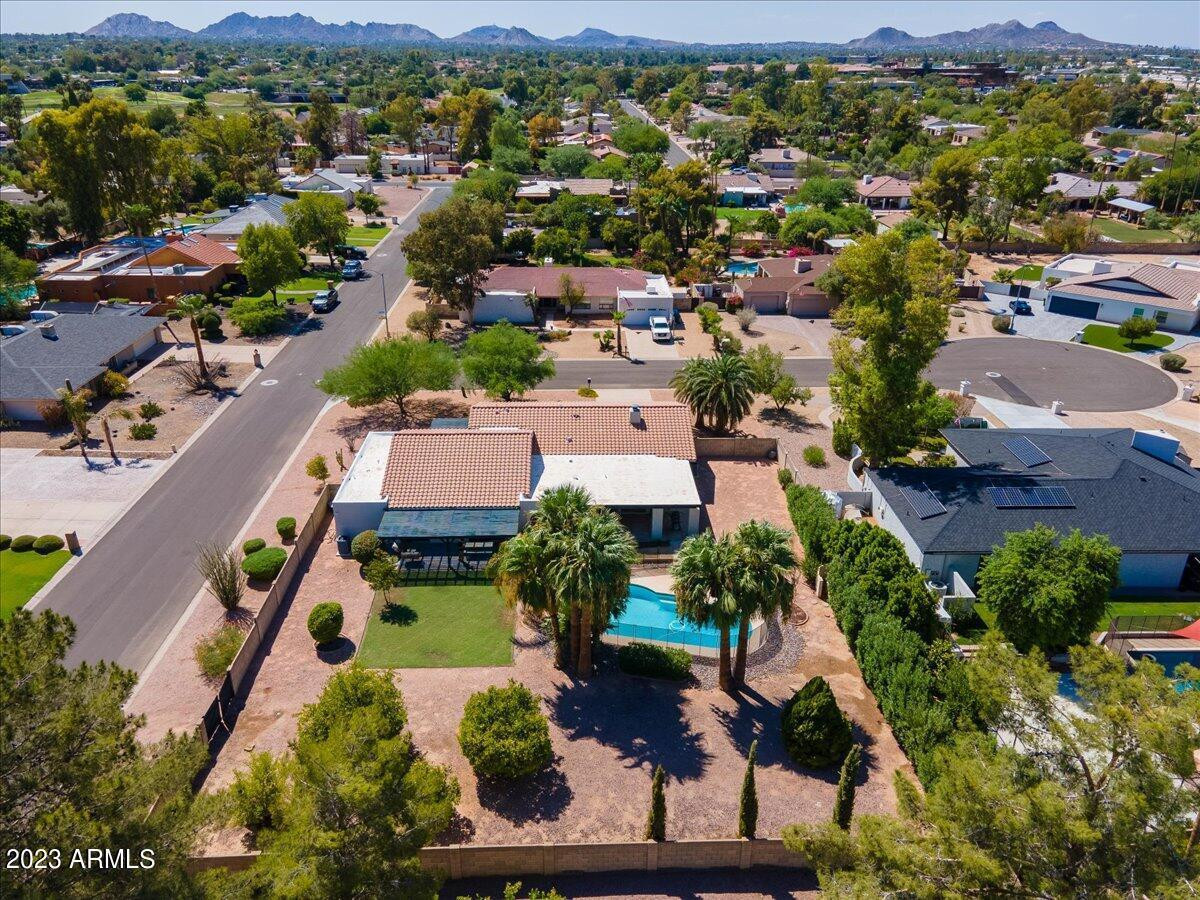 11601 N 50TH Place