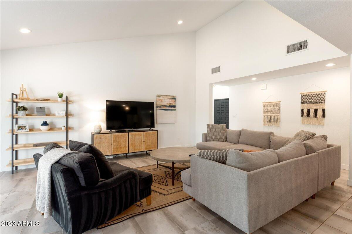 11601 N 50TH Place