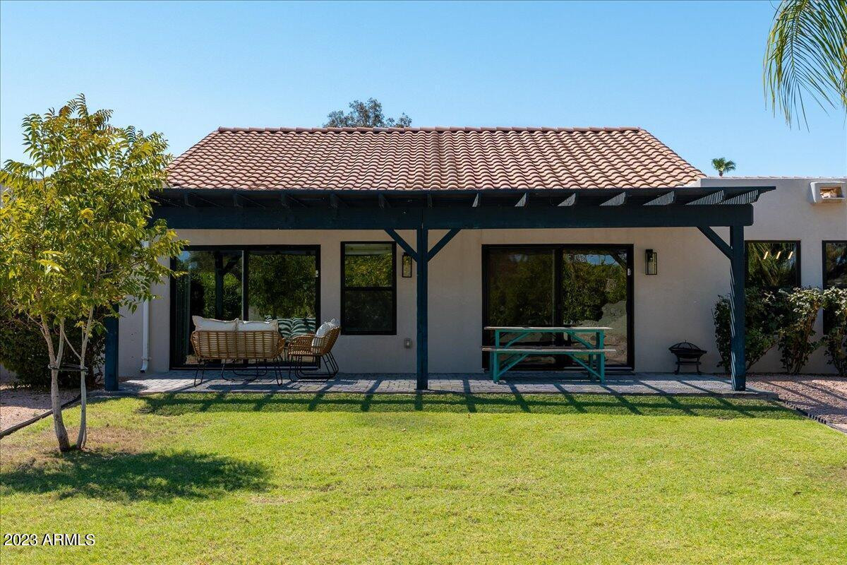 11601 N 50TH Place