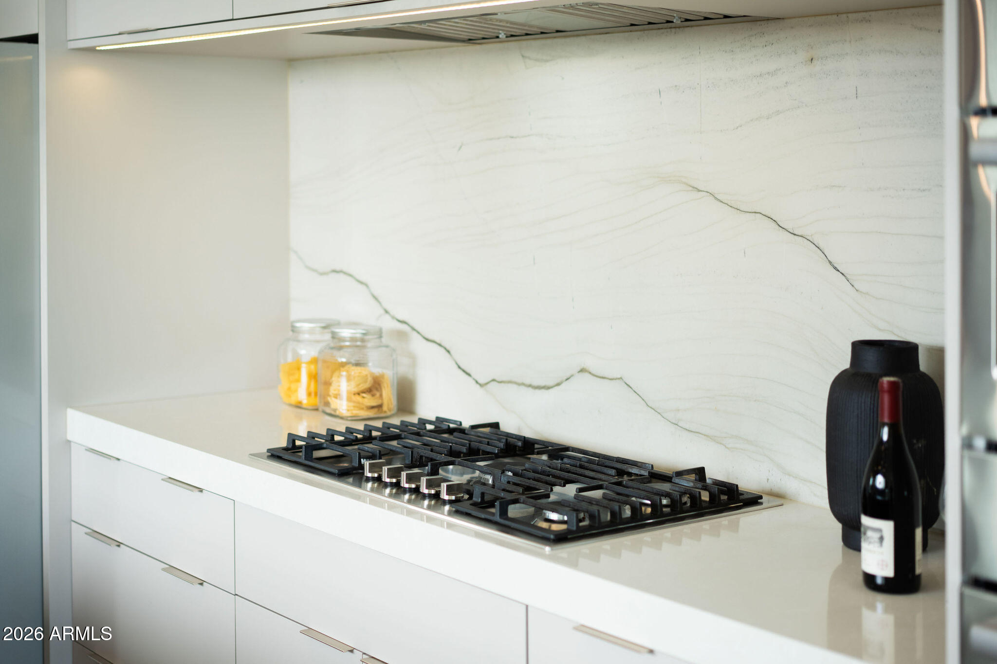 1729 E WINCHCOMB Drive