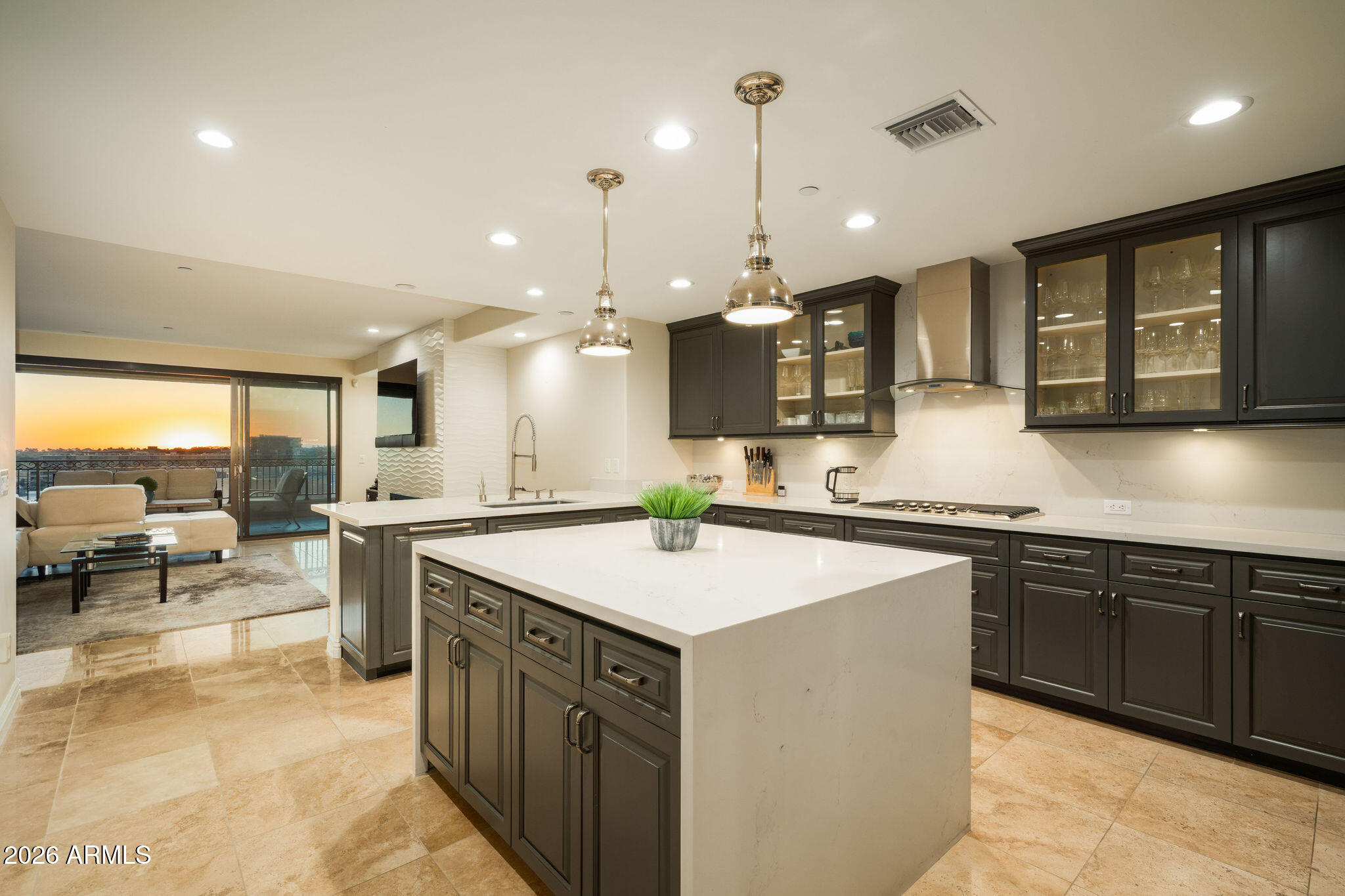 7181 E CAMELBACK Road 907