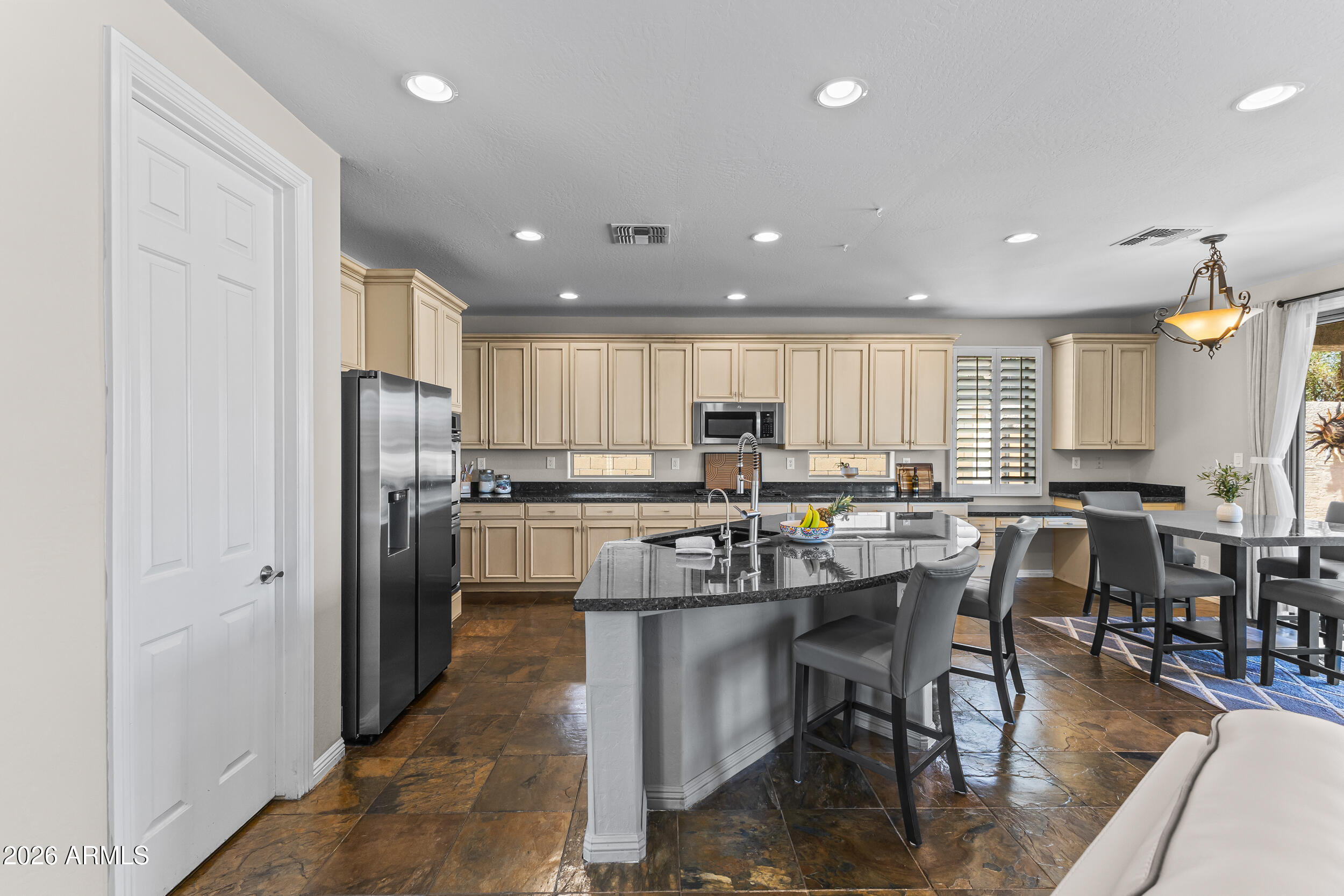 3622 W JORDON Lane