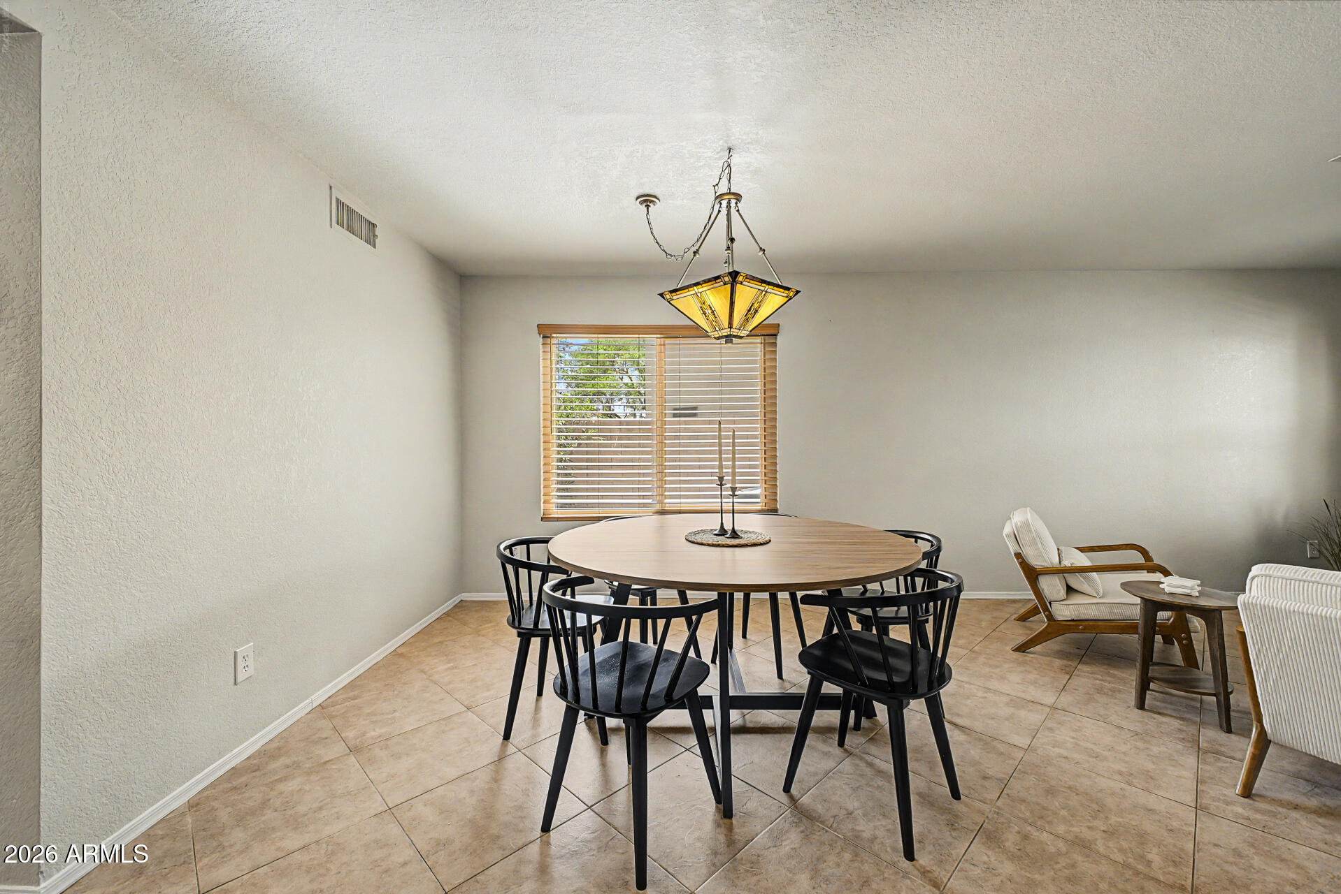 4140 E PINTO Lane