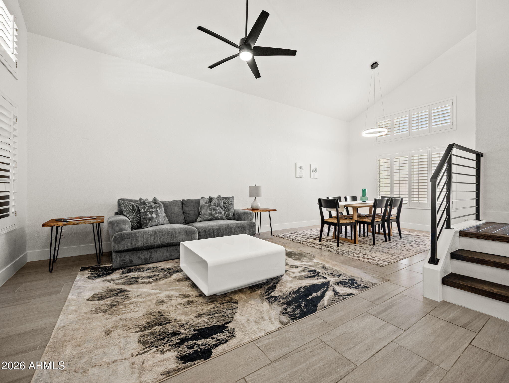 7821 W ROBIN Lane