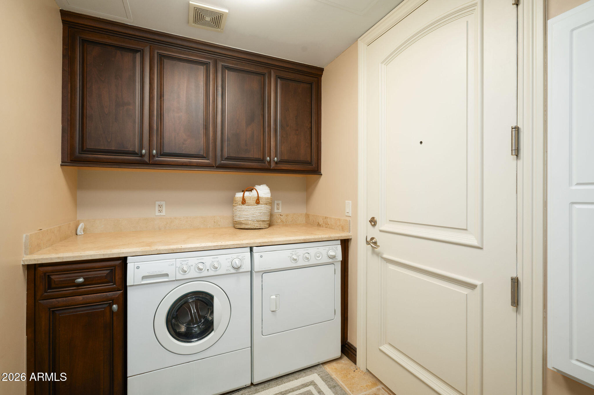 7181 E CAMELBACK Road 1001