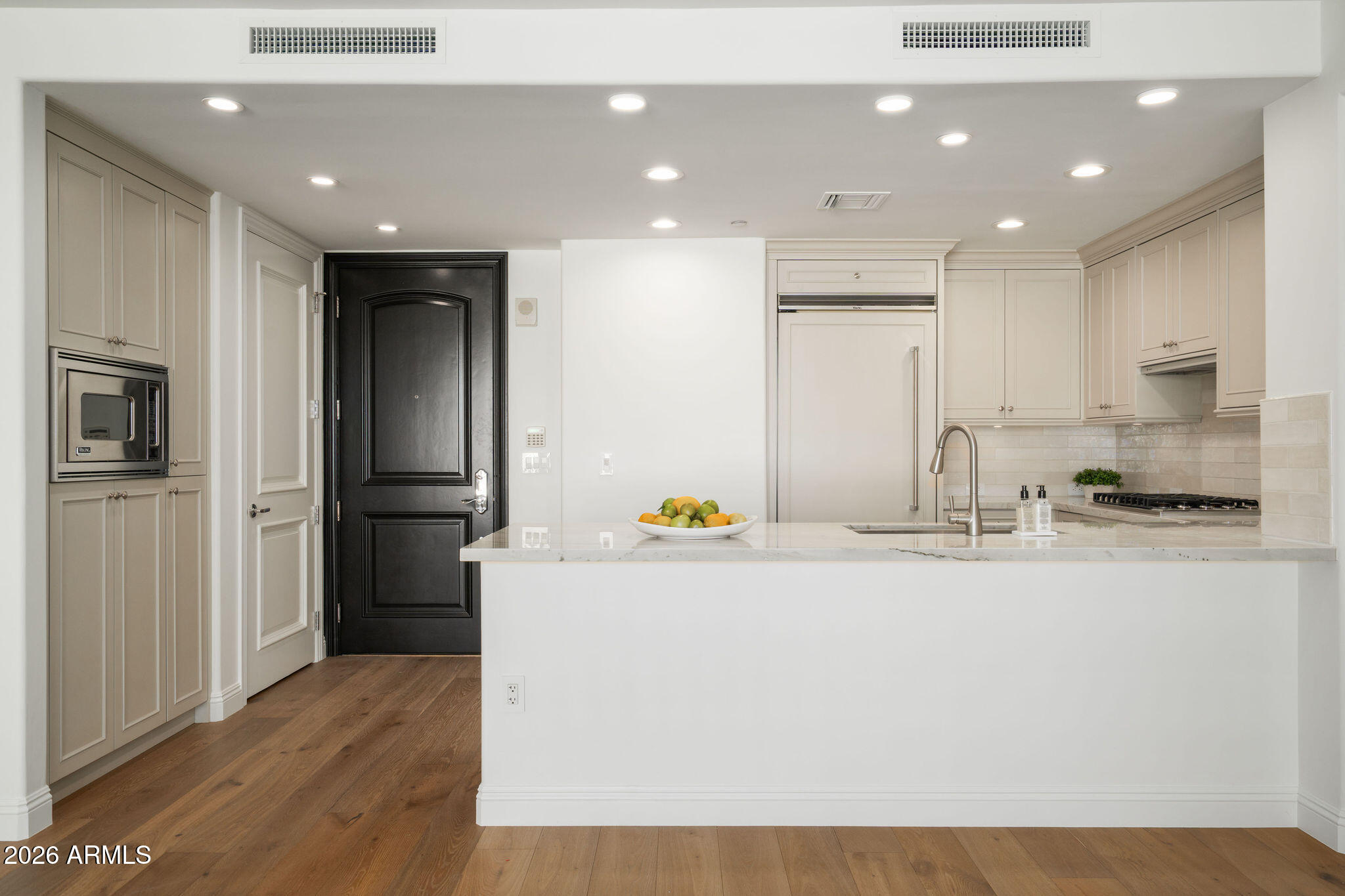 7181 E CAMELBACK Road 504