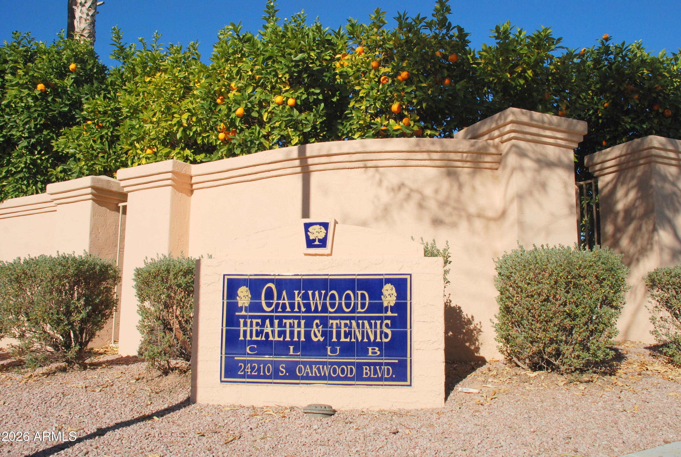 9042 E DIAMOND Drive