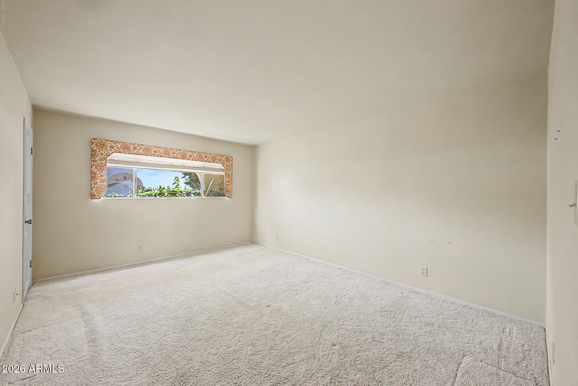 7344 E ROSE Lane