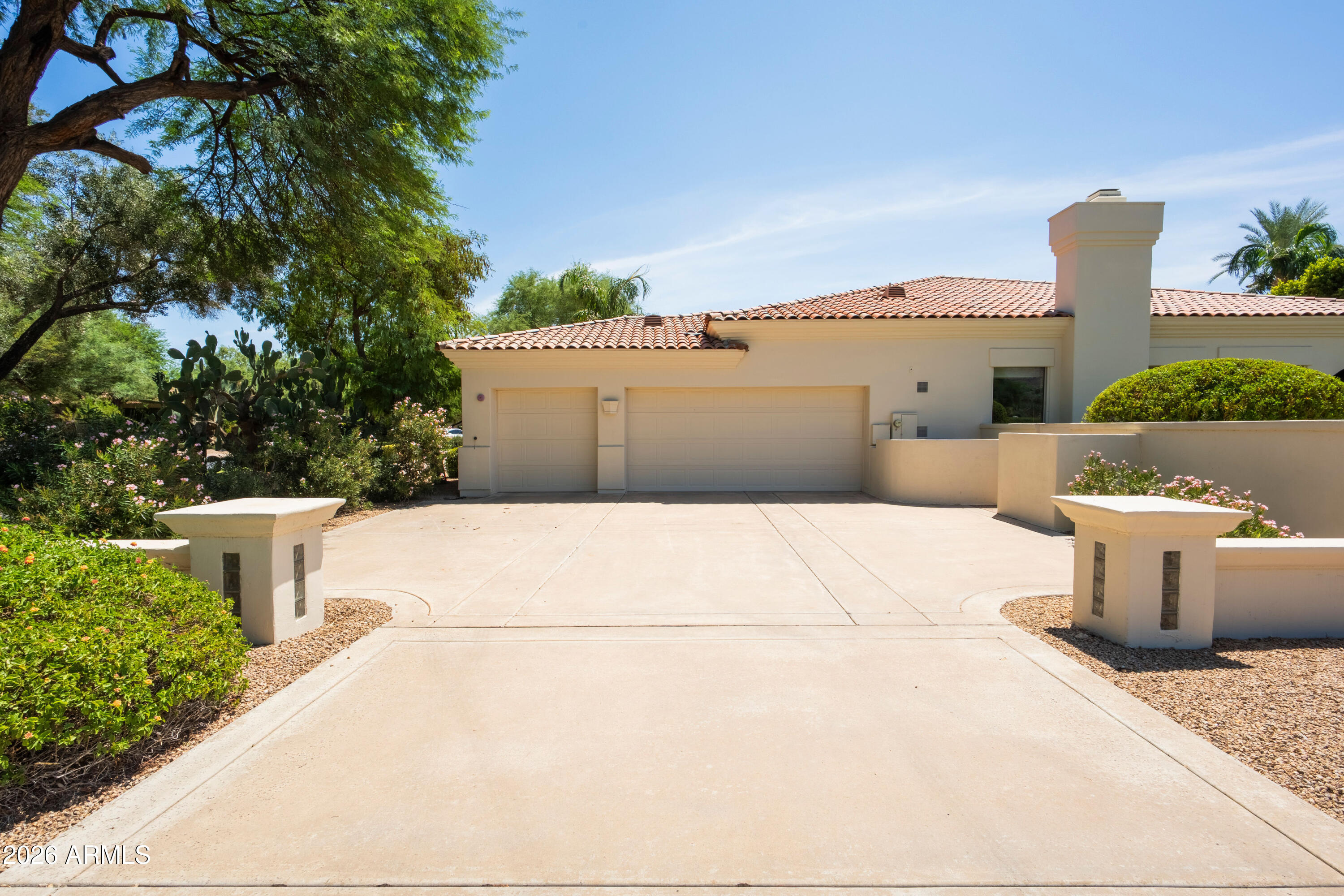 7101 E BRONCO Drive