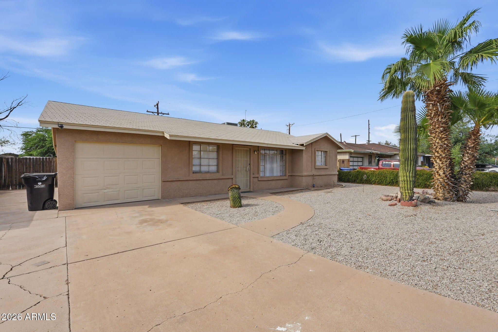 2231 W ORANGEWOOD Avenue