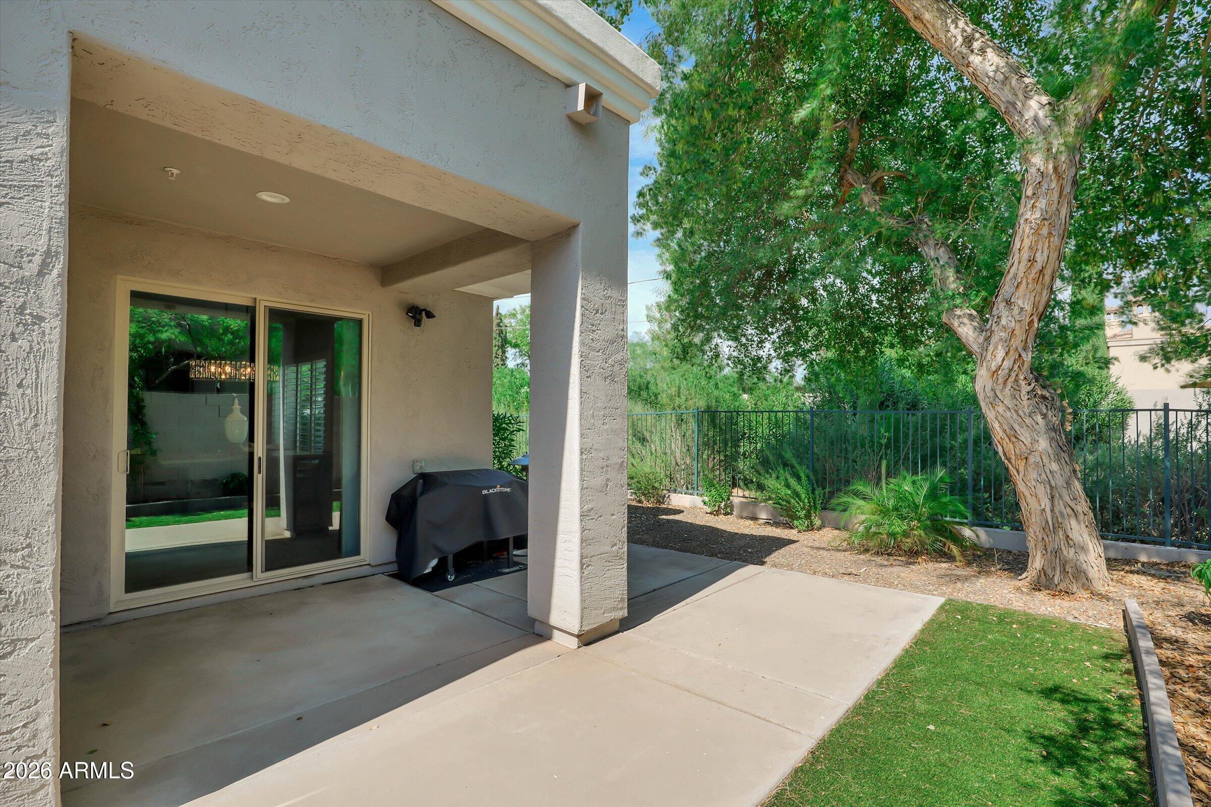 8180 E SHEA Boulevard 1025