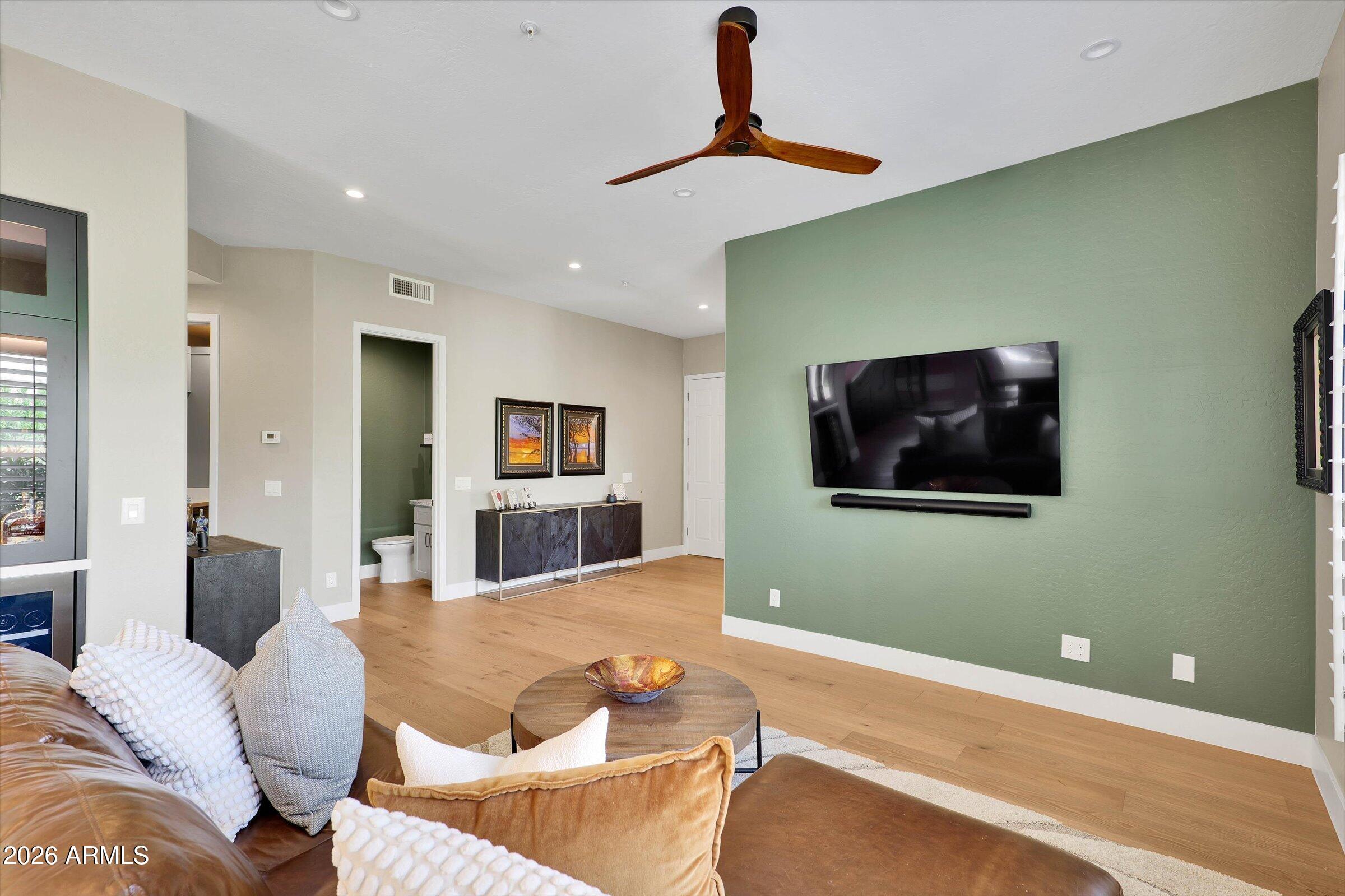 8180 E SHEA Boulevard 1025