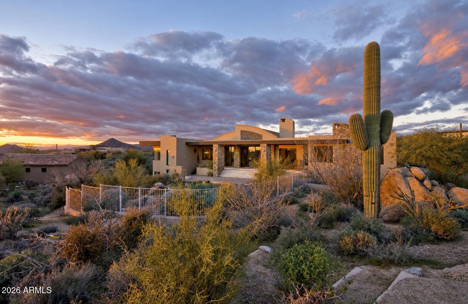 11087 E Harris Hawk Trail