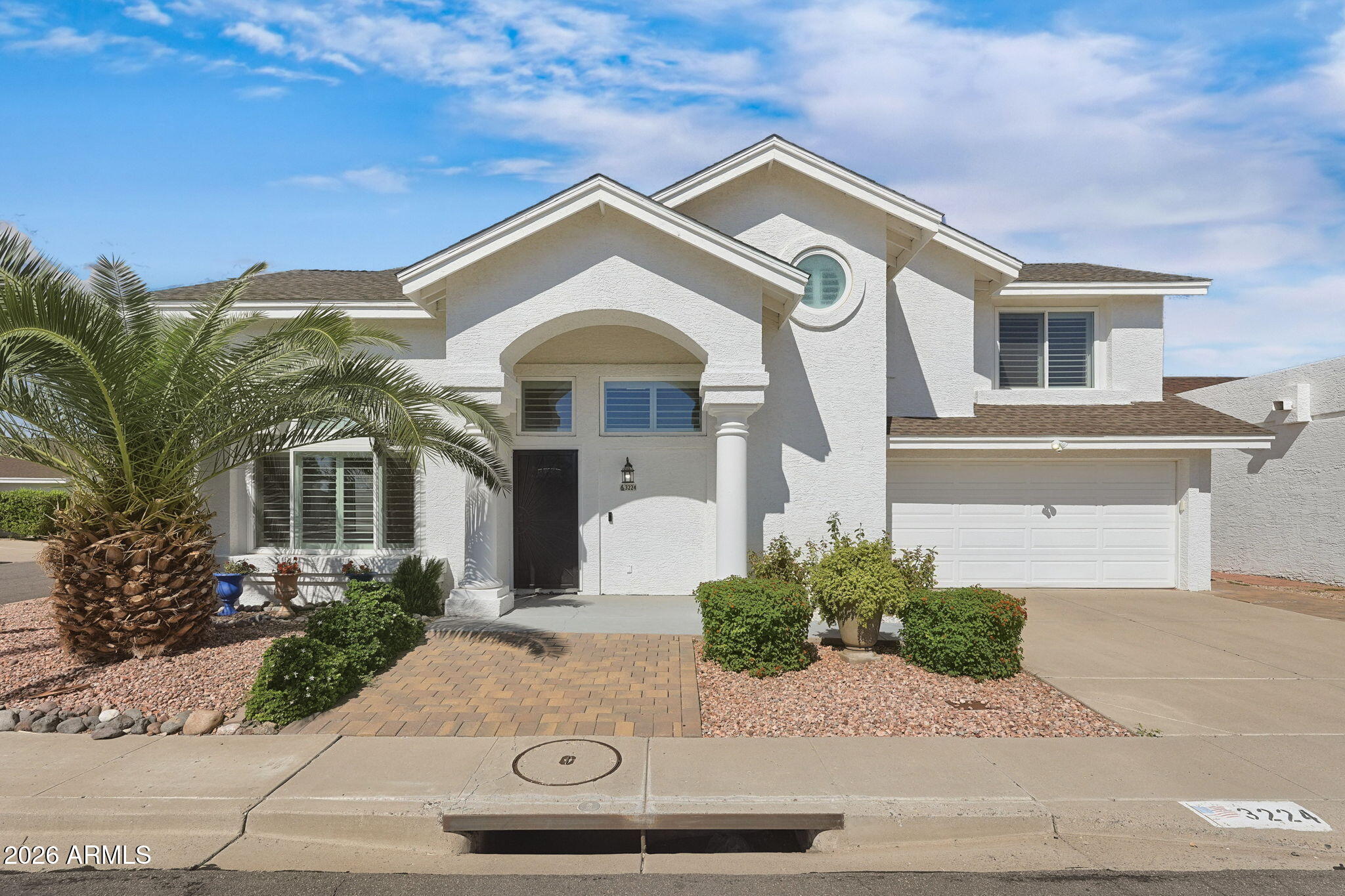 3224 E TARO Lane