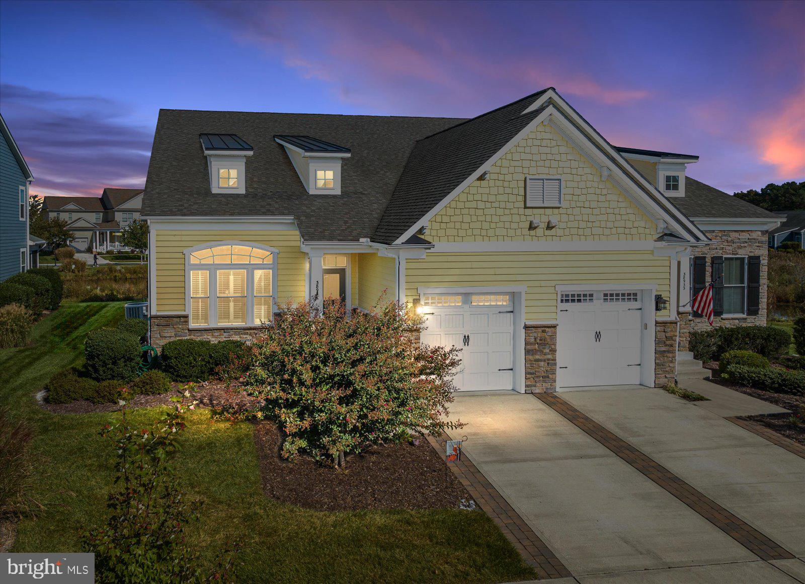 38931 Blue Indigo Rd