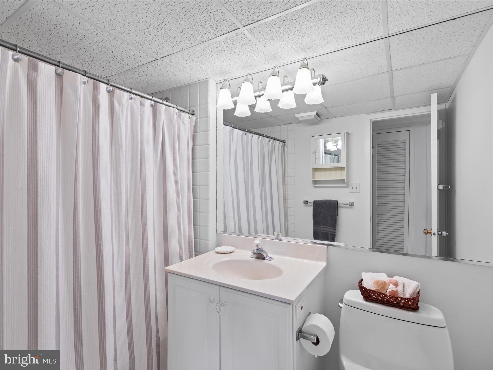 210 Dover House Rd #210s