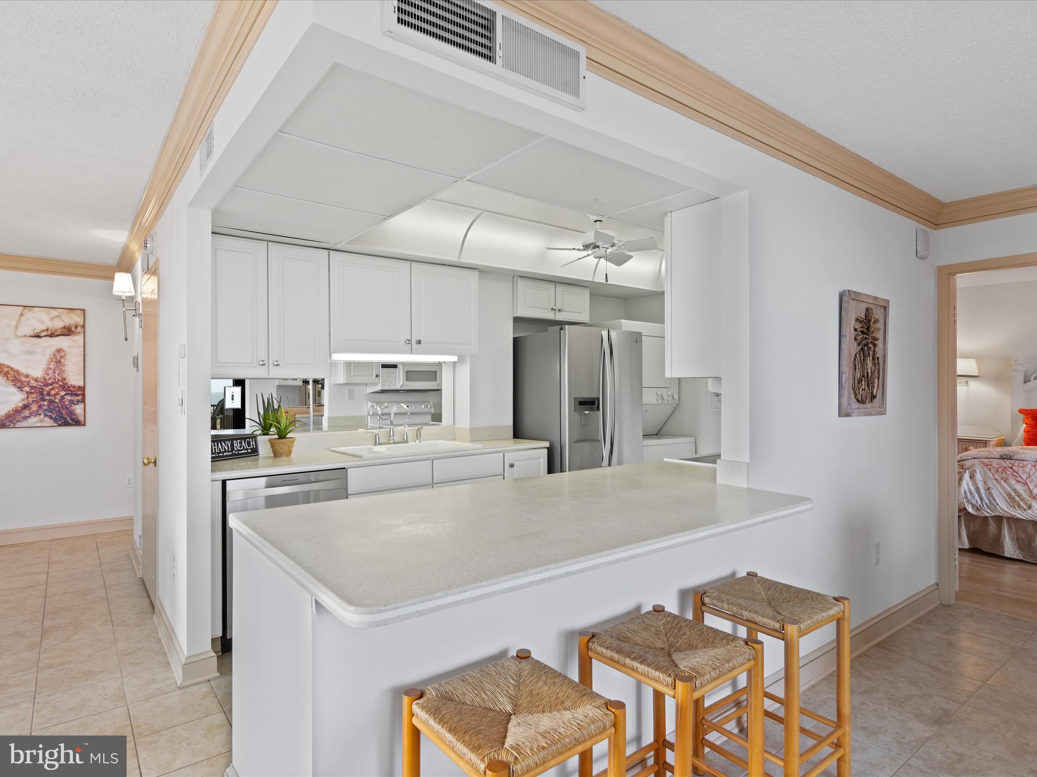 210 Dover House Rd #210s