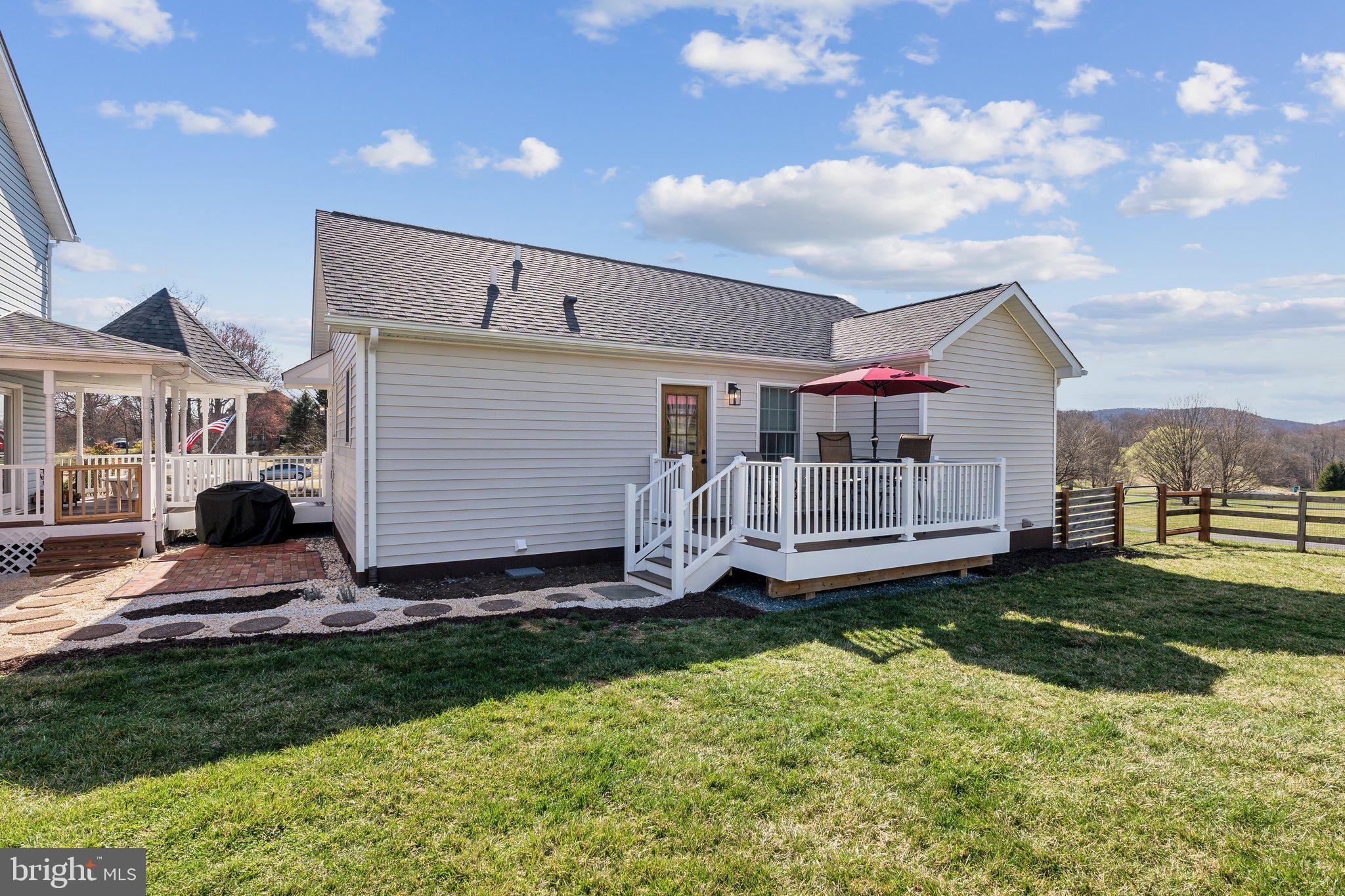 2994 Hope Mill Ln