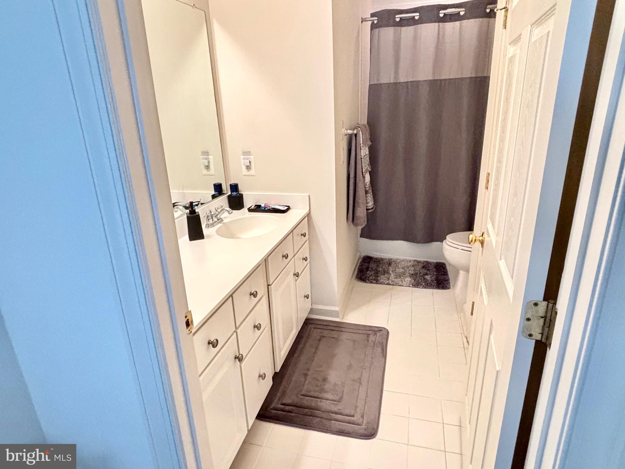 2705 BILL DORSEY BOULEVARD