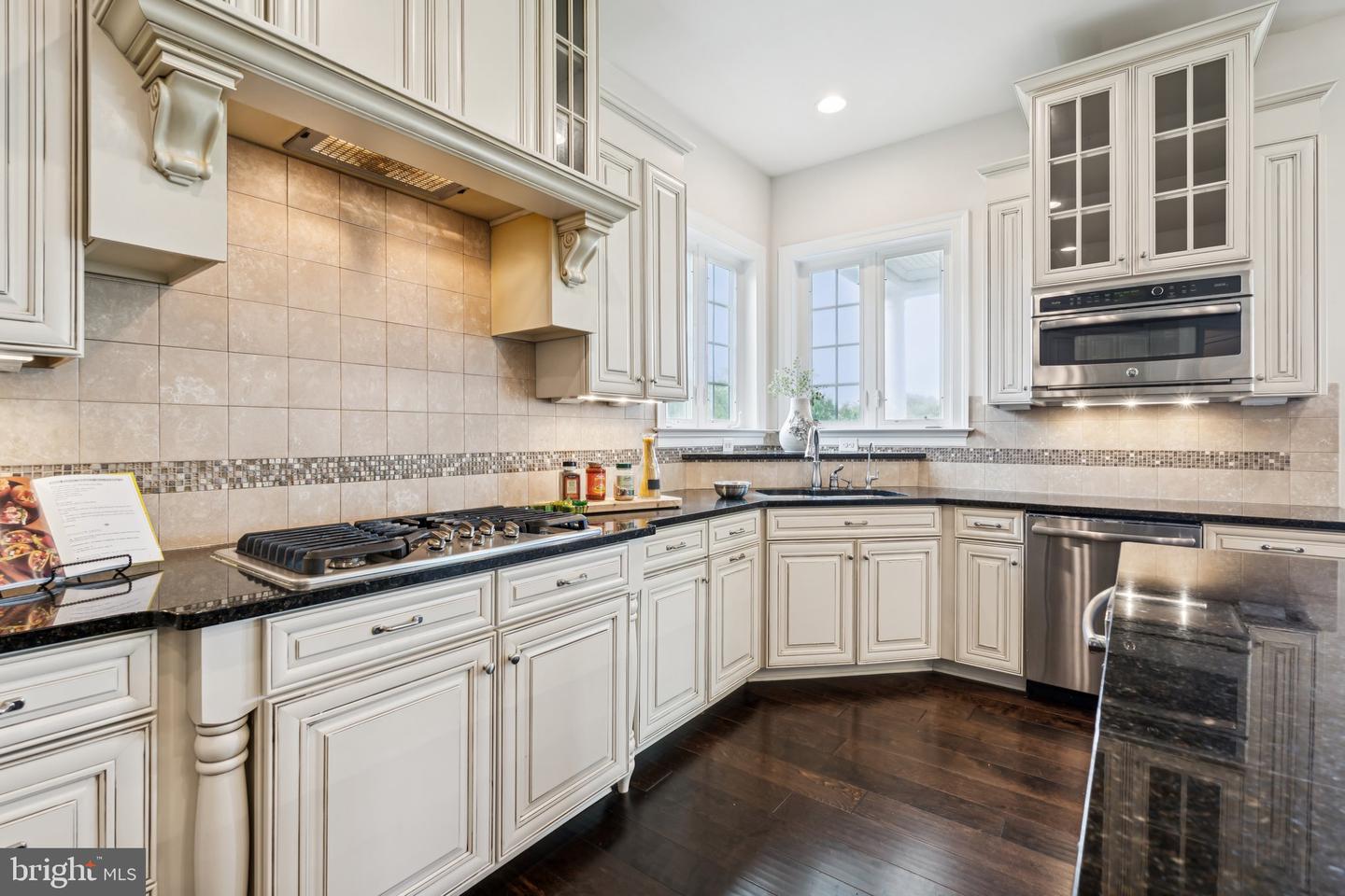 5025 Bee Frances Way