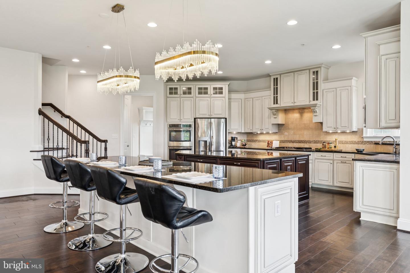 5025 Bee Frances Way