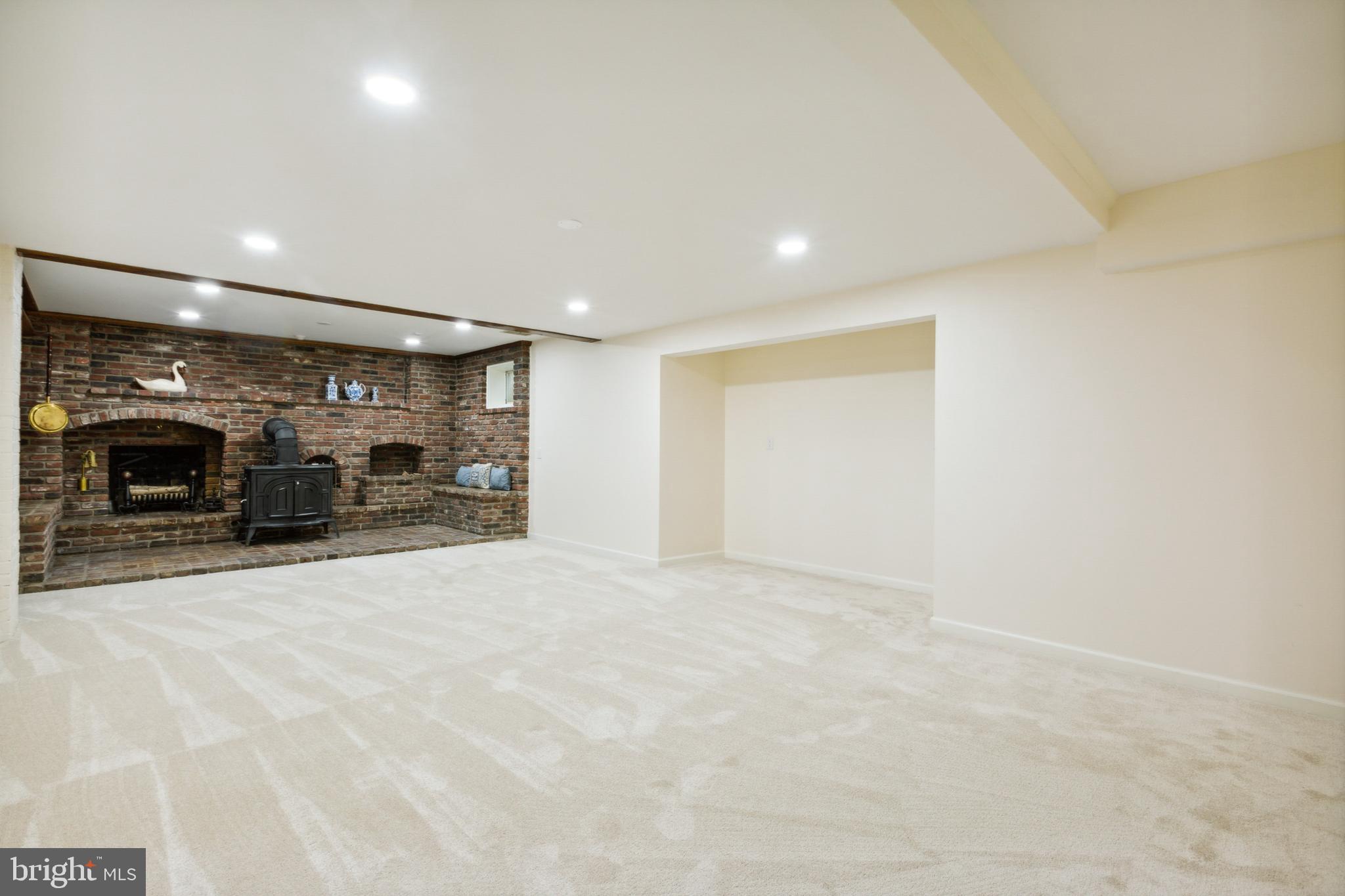 16311 Black Rock Rd