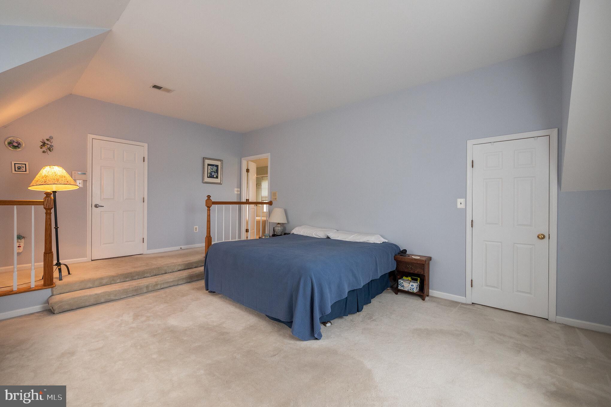 505 Midsummer Dr
