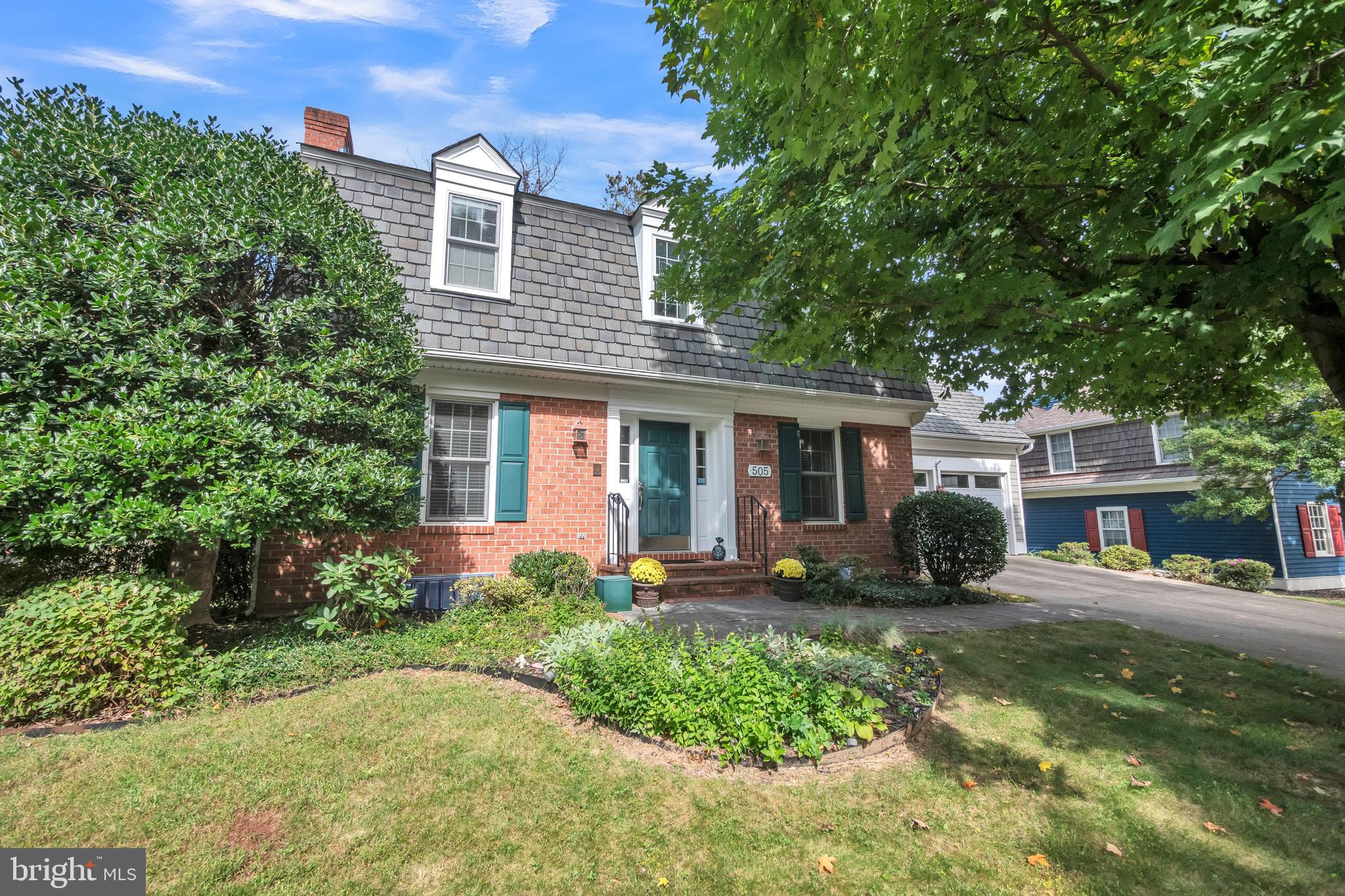 505 Midsummer Dr