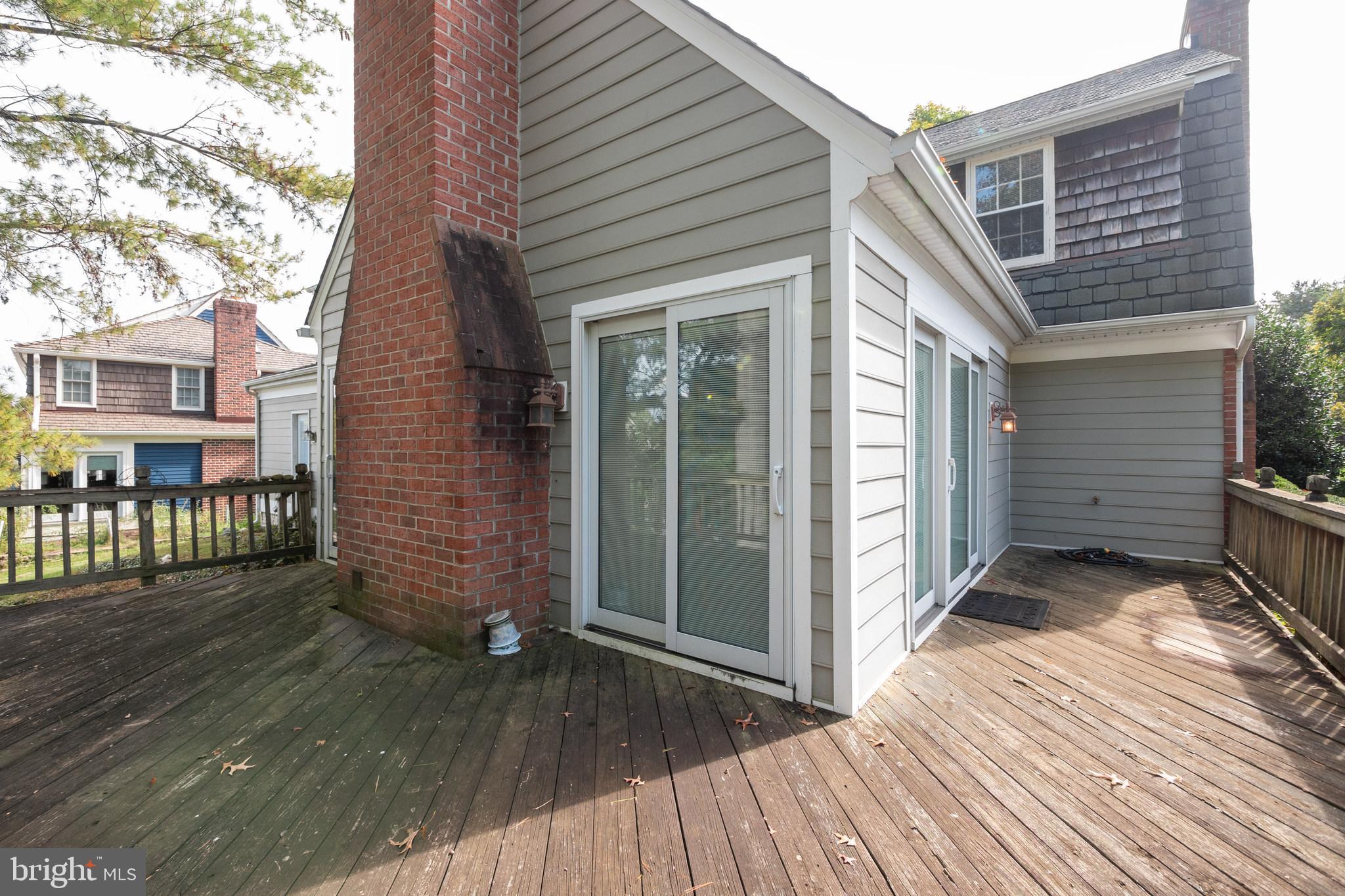 505 Midsummer Dr