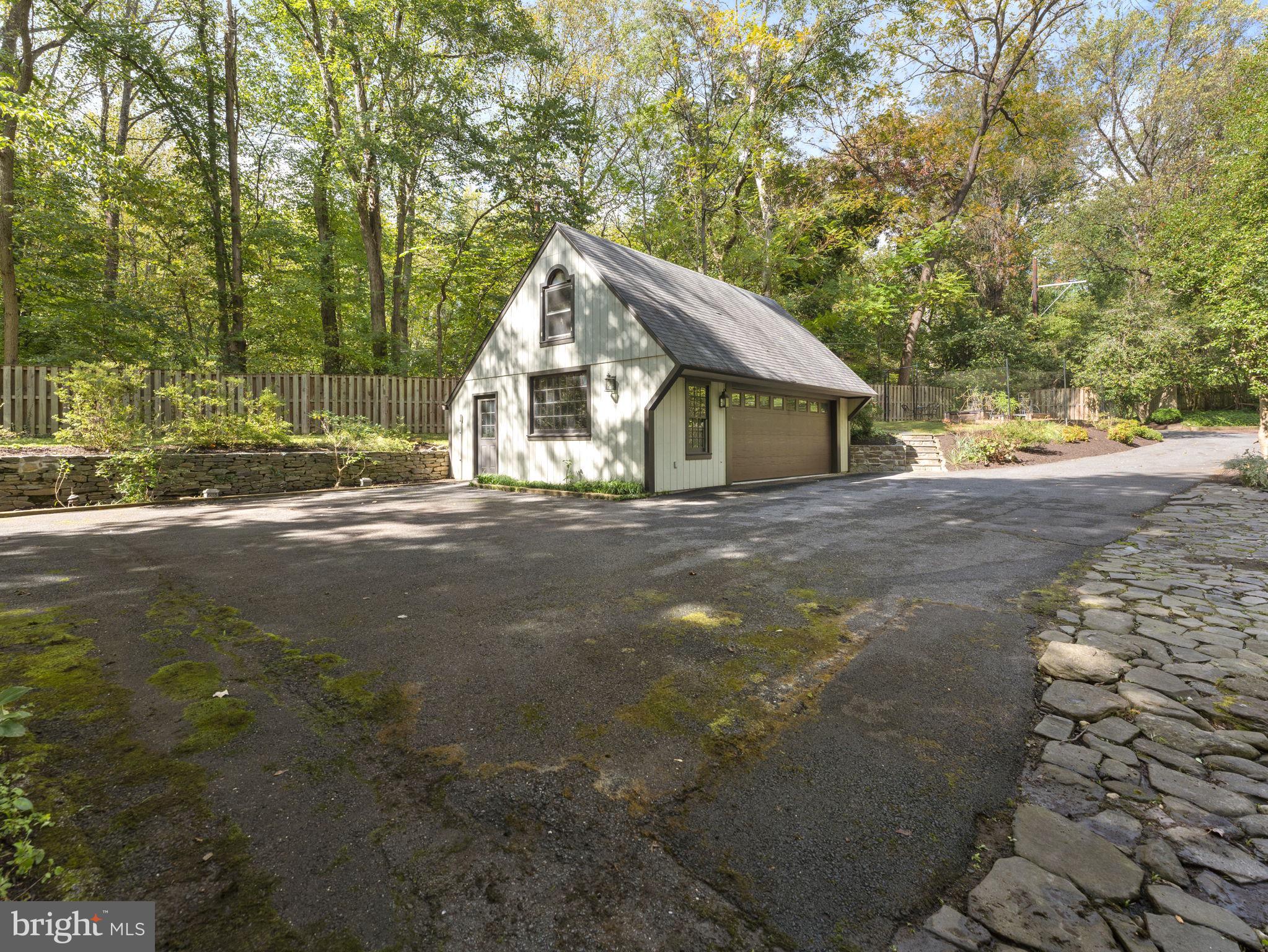 10815 Swains Lock ROAD