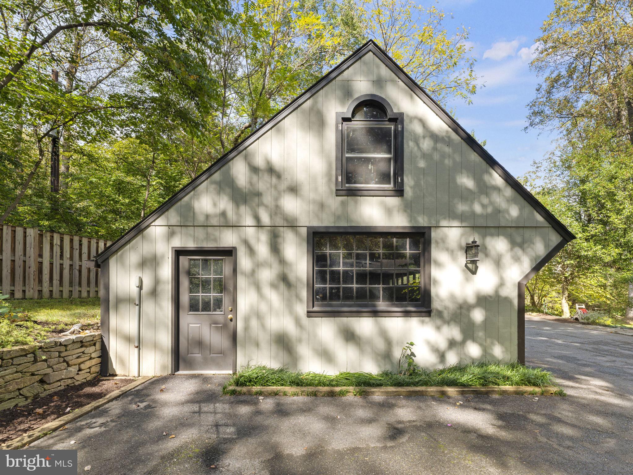 10815 Swains Lock ROAD