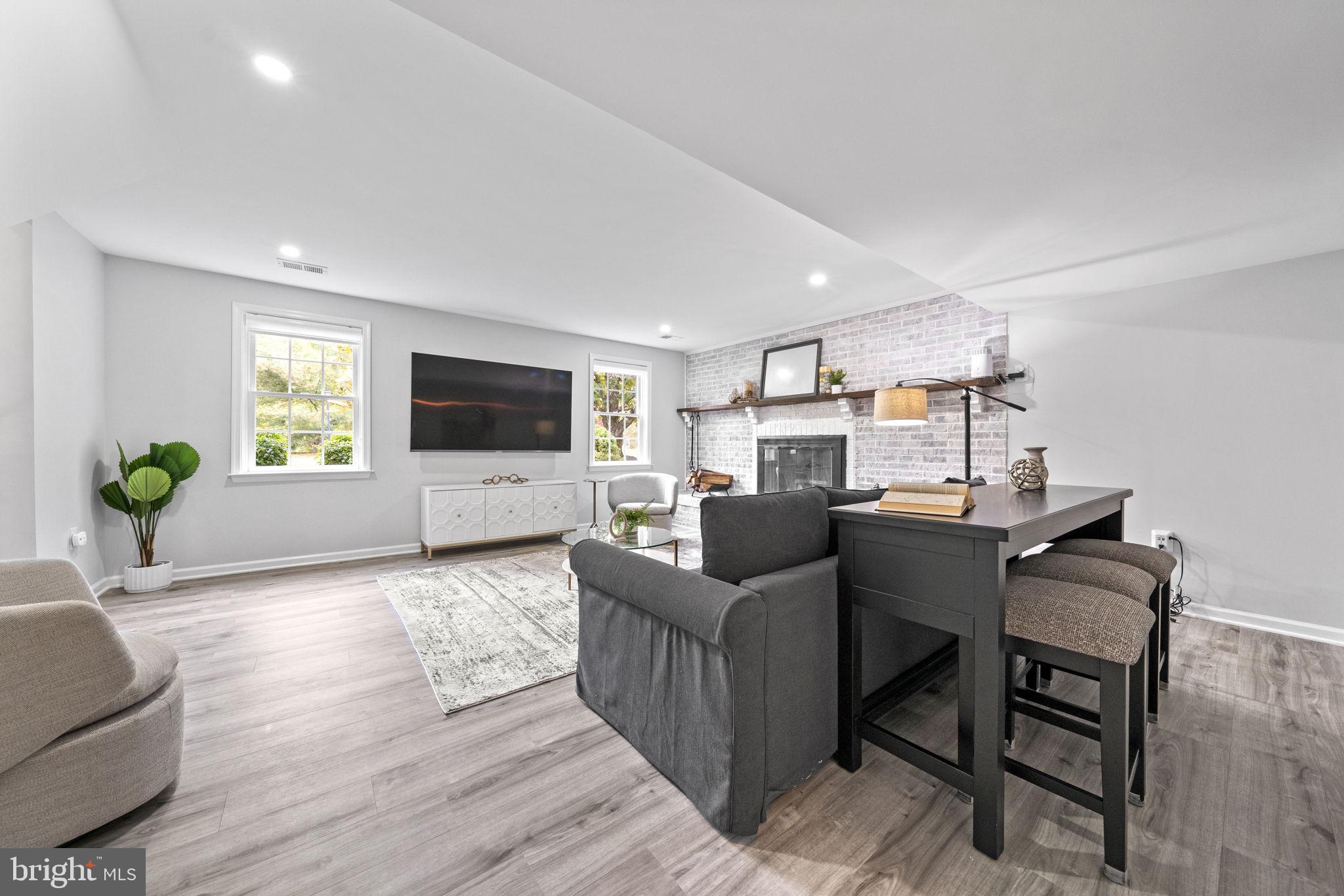 13324 Bondy WAY