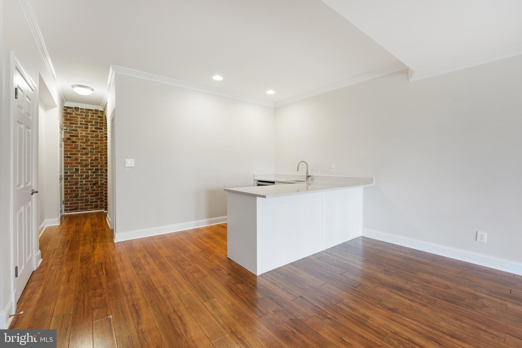 7806 Orchard Gate Ct