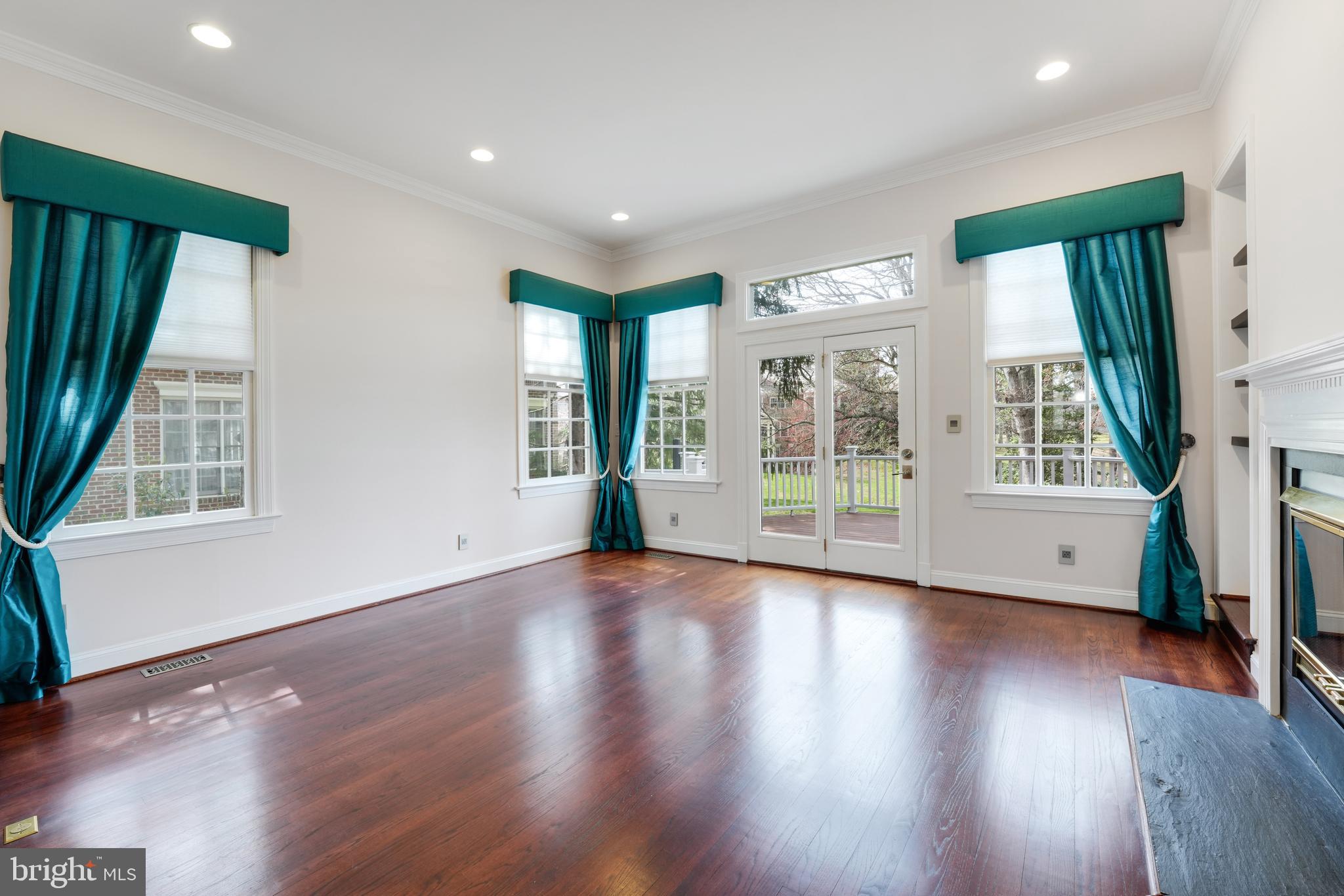 7806 Orchard Gate Ct