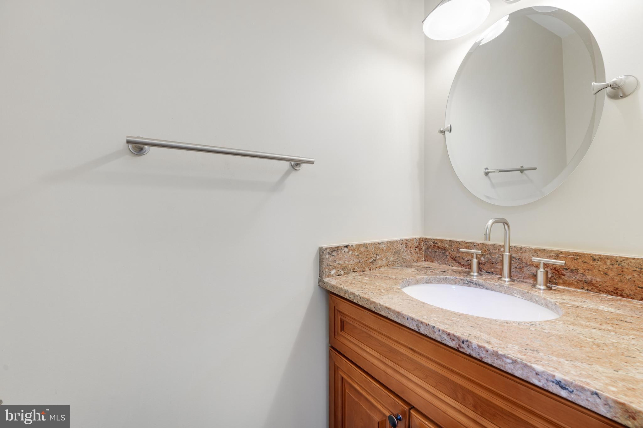 7806 Orchard Gate Ct