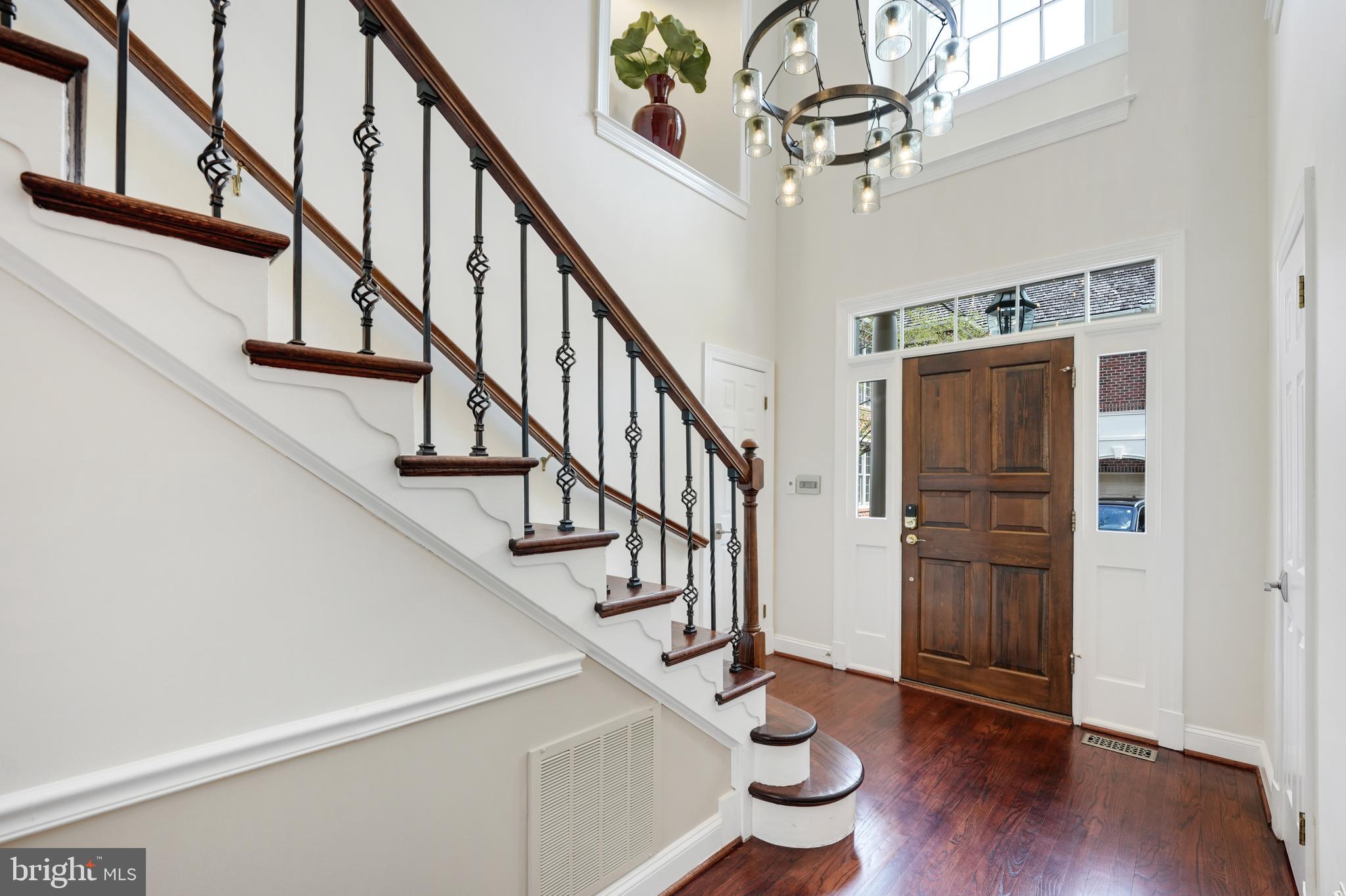 7806 Orchard Gate Ct
