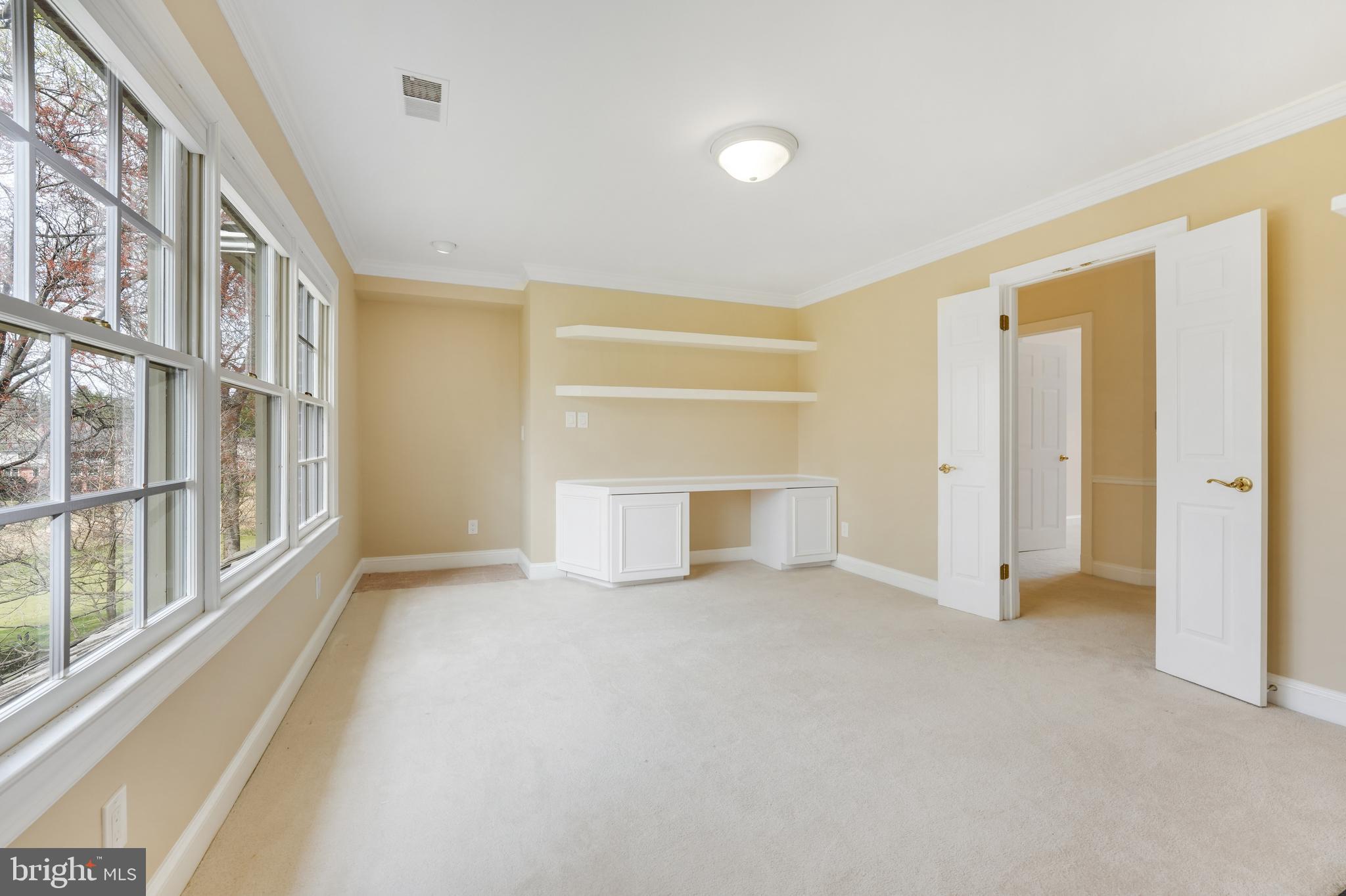 7806 Orchard Gate Ct