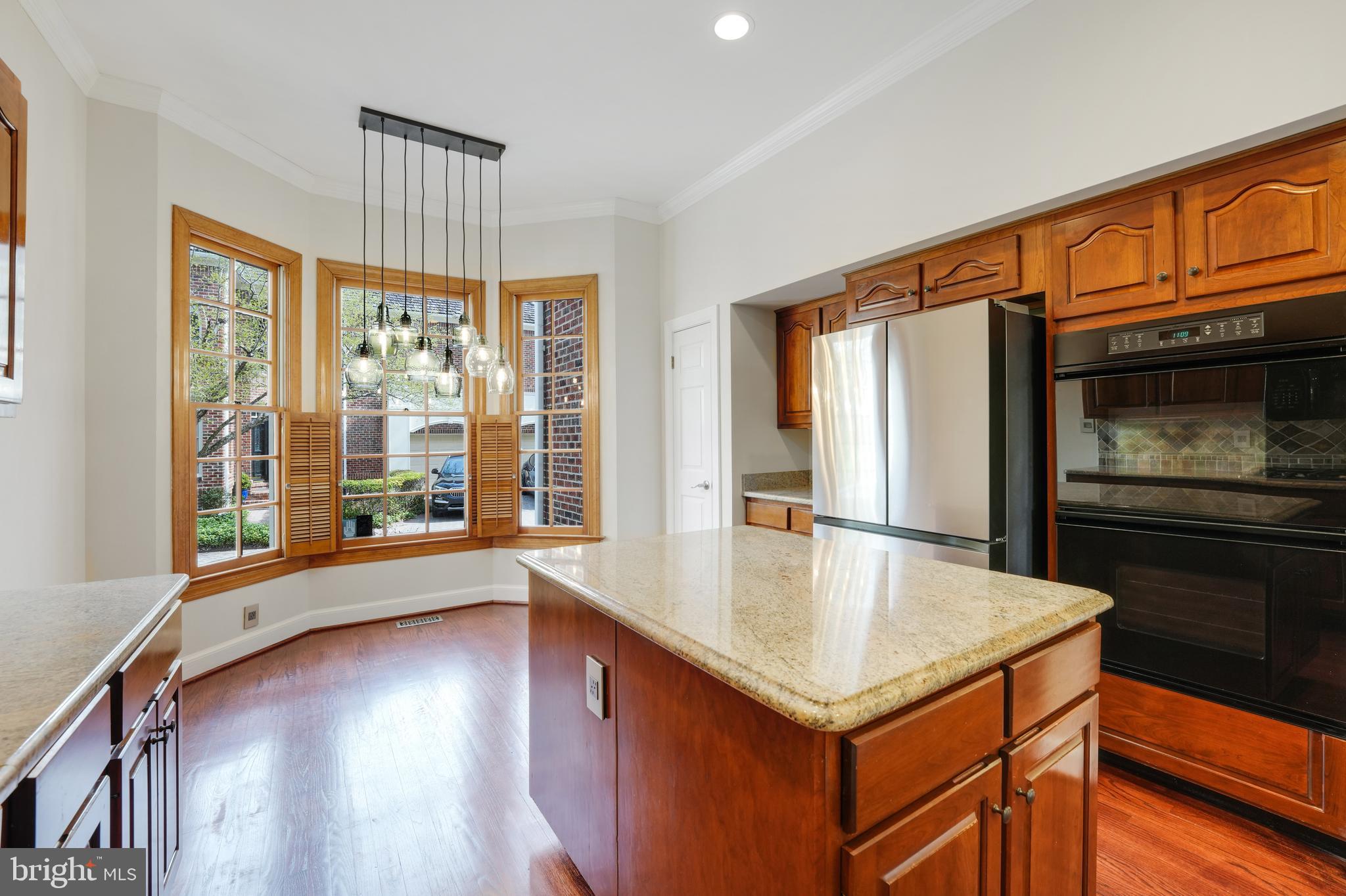 7806 Orchard Gate Ct