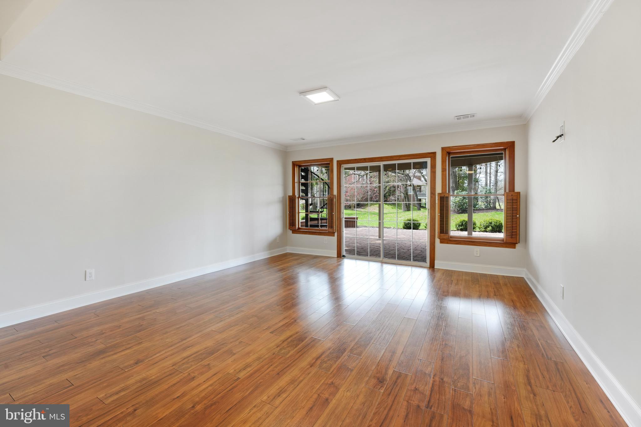 7806 Orchard Gate Ct