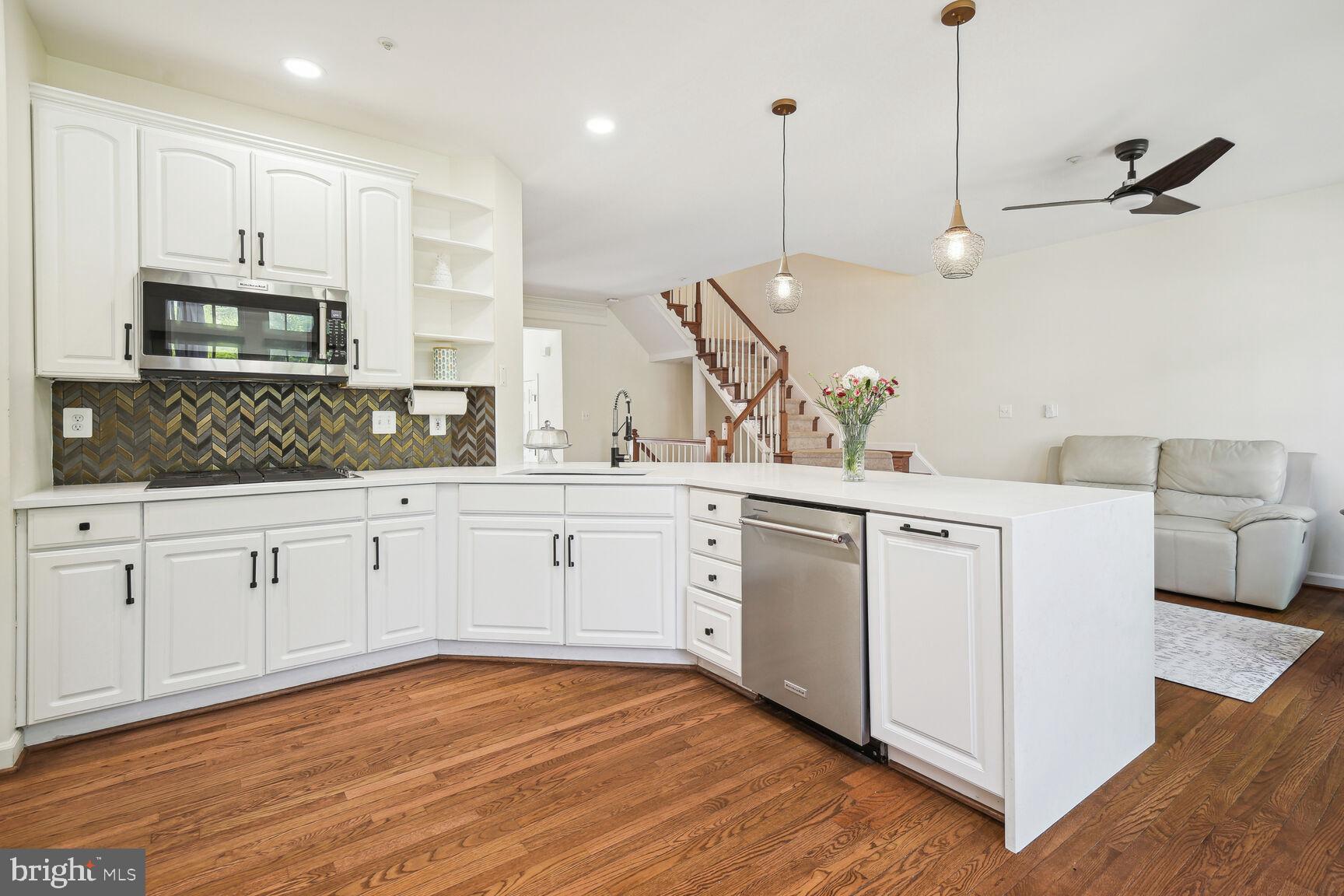 13506 Flowerfield Dr