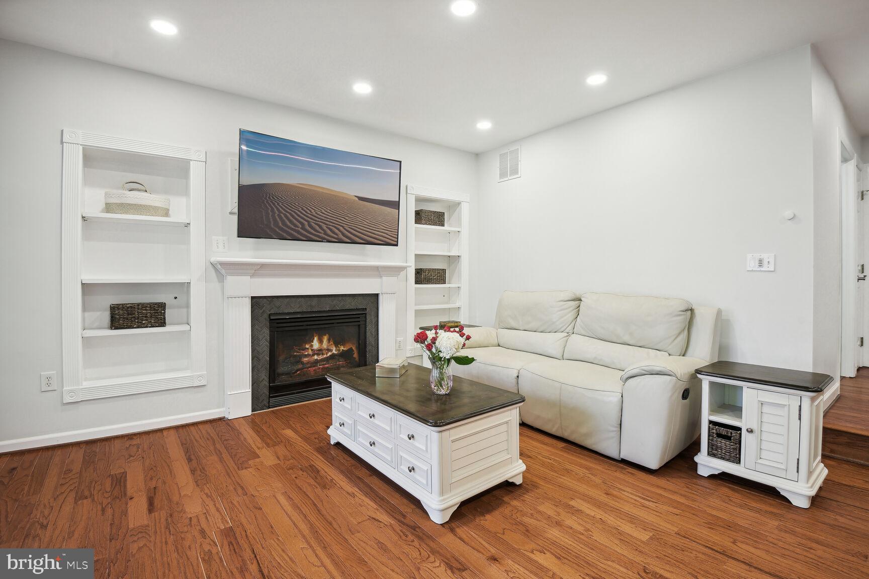 13506 Flowerfield Dr